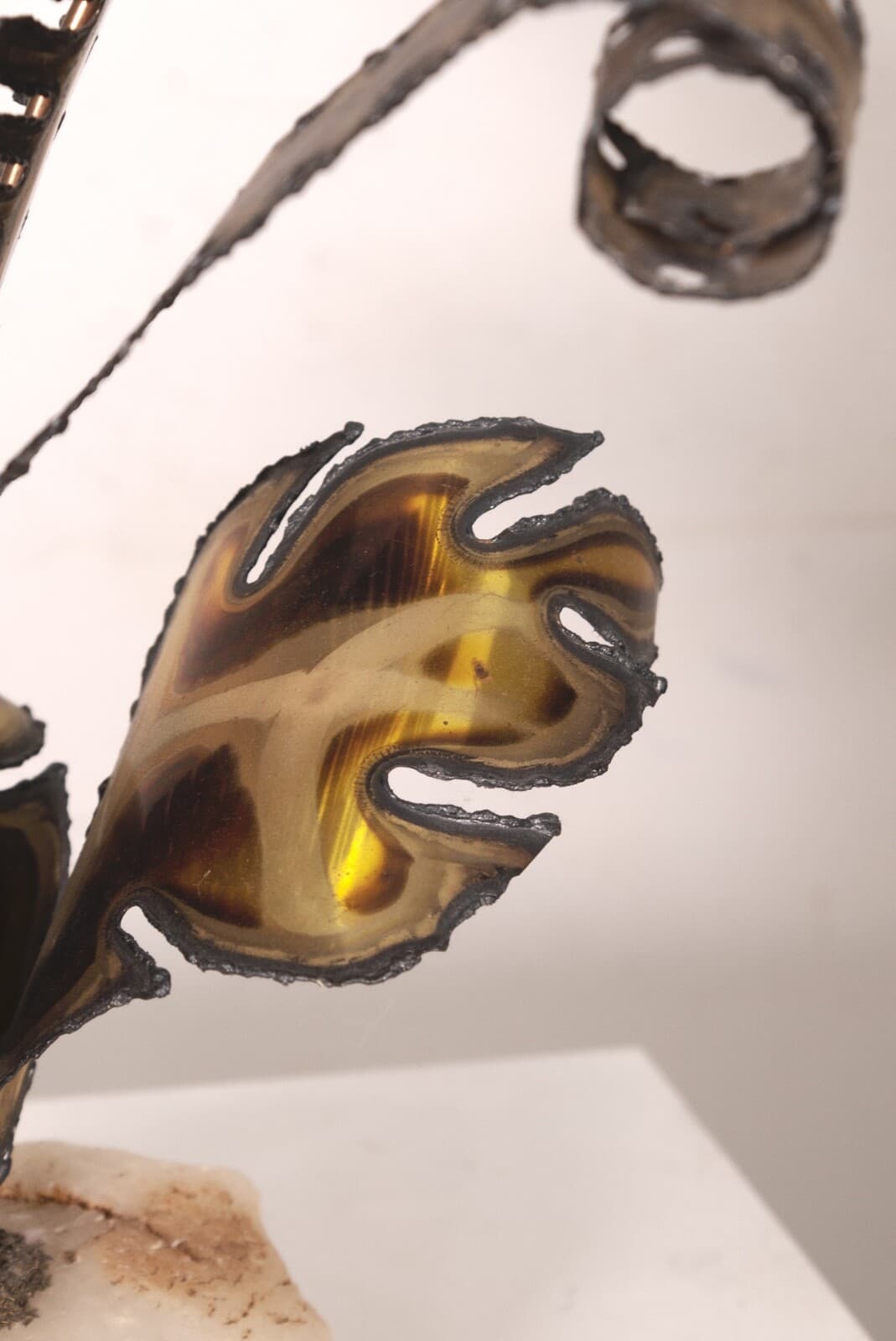 Curtis Jere Brass and Agate Palm Leaf Brutalist Mid Century Table Sculpture - Thumbnail 5