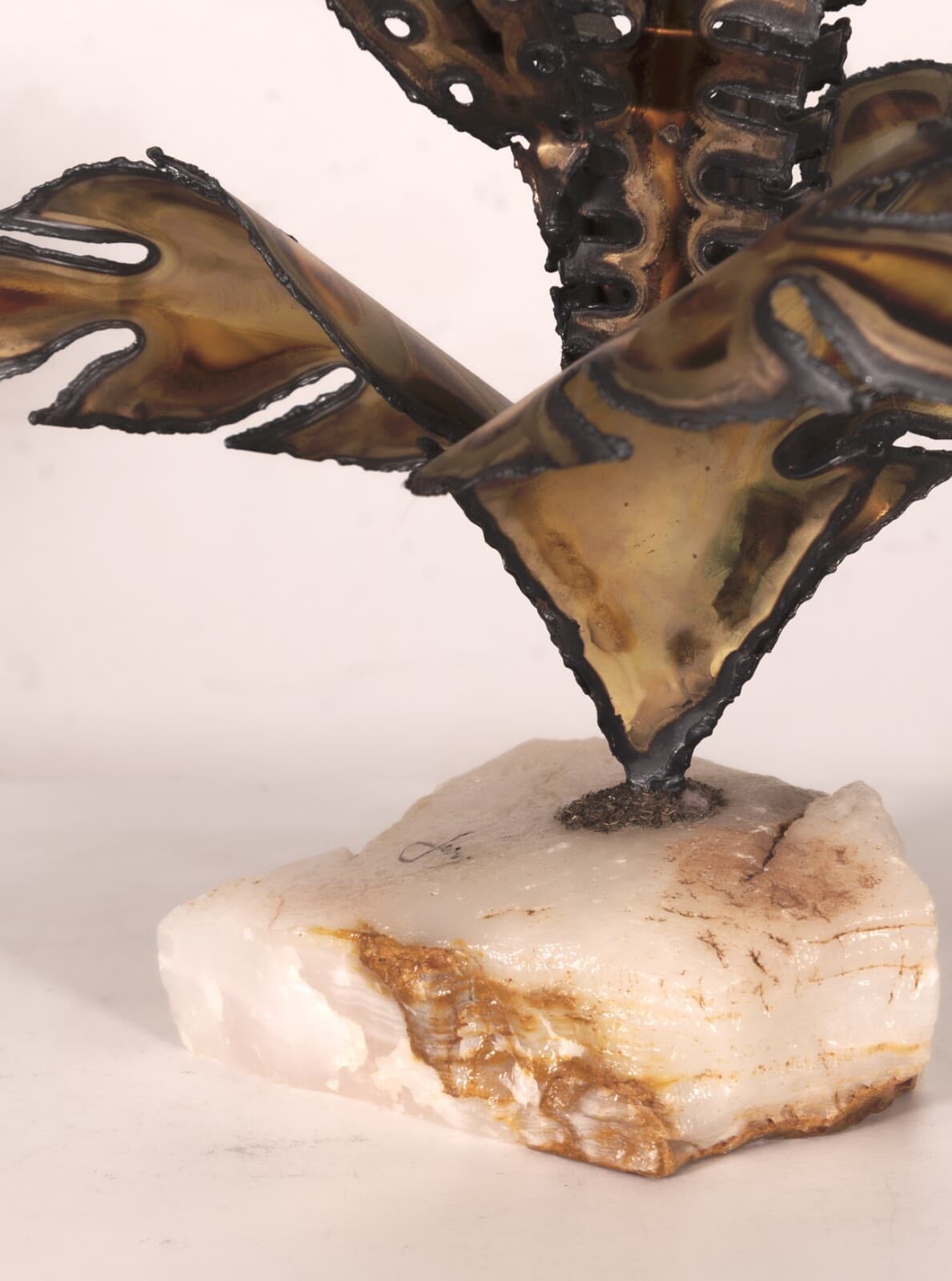 Curtis Jere Brass and Agate Palm Leaf Brutalist Mid Century Table Sculpture - Thumbnail 7