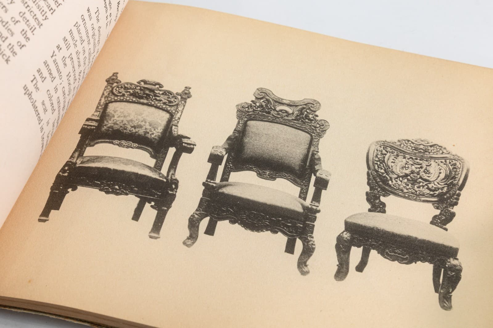 Yamanaka & Co. - Catalogue of Room Decorations and Artistic Furniture, 1905 - Thumbnail 6