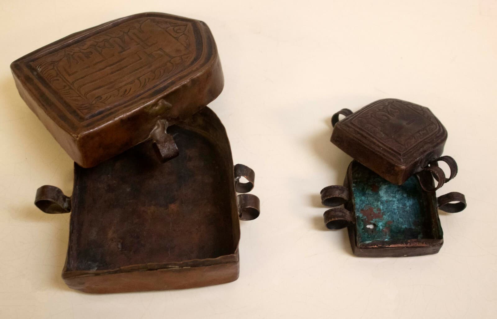 Antique Pair of Prayer Boxes with Metal Hinges - Thumbnail 3