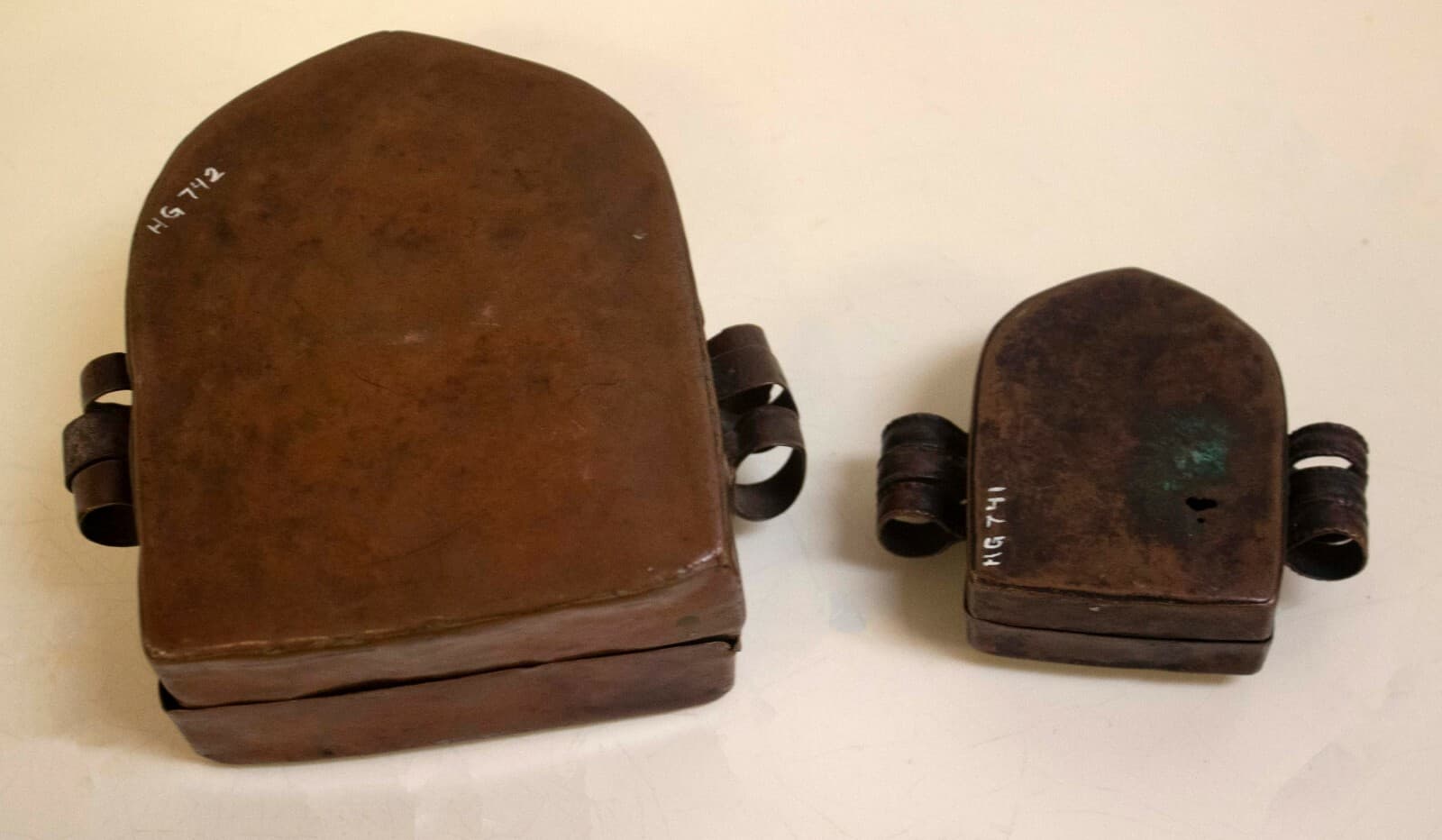 Antique Pair of Prayer Boxes with Metal Hinges - Thumbnail 9