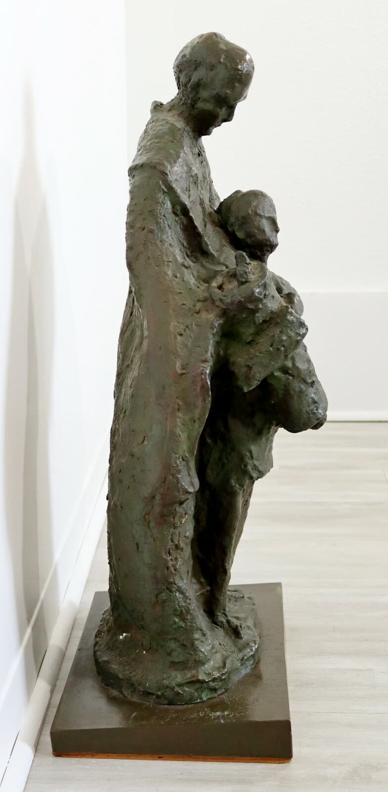 Mid Century Modern Father with Son Holding the Torah Bronze Sculpture - Thumbnail 6