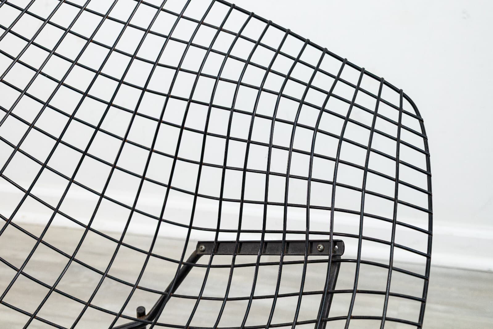 Harry Bertoia for Knoll Diamond Black Wireframe Accent Chair Mid Century Modern - Thumbnail 6
