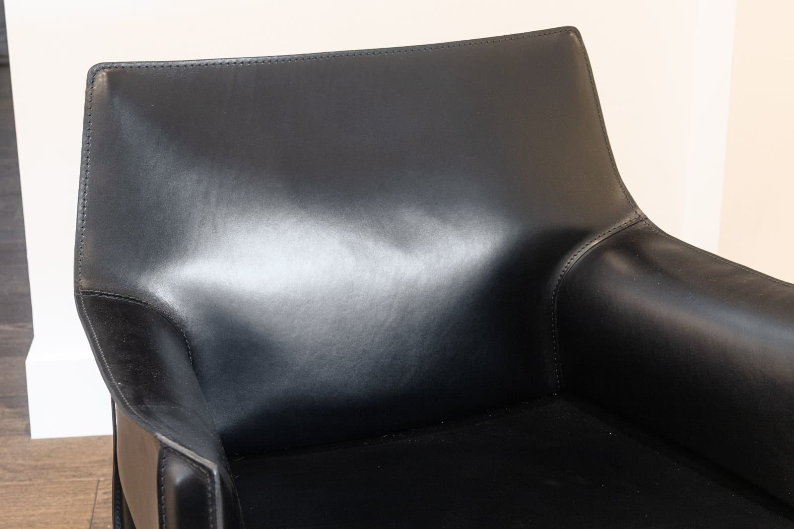 Set of 4 Mario Bellini for Cassina Cab 413 Black Leather Modern Dining Armchairs - Thumbnail 6