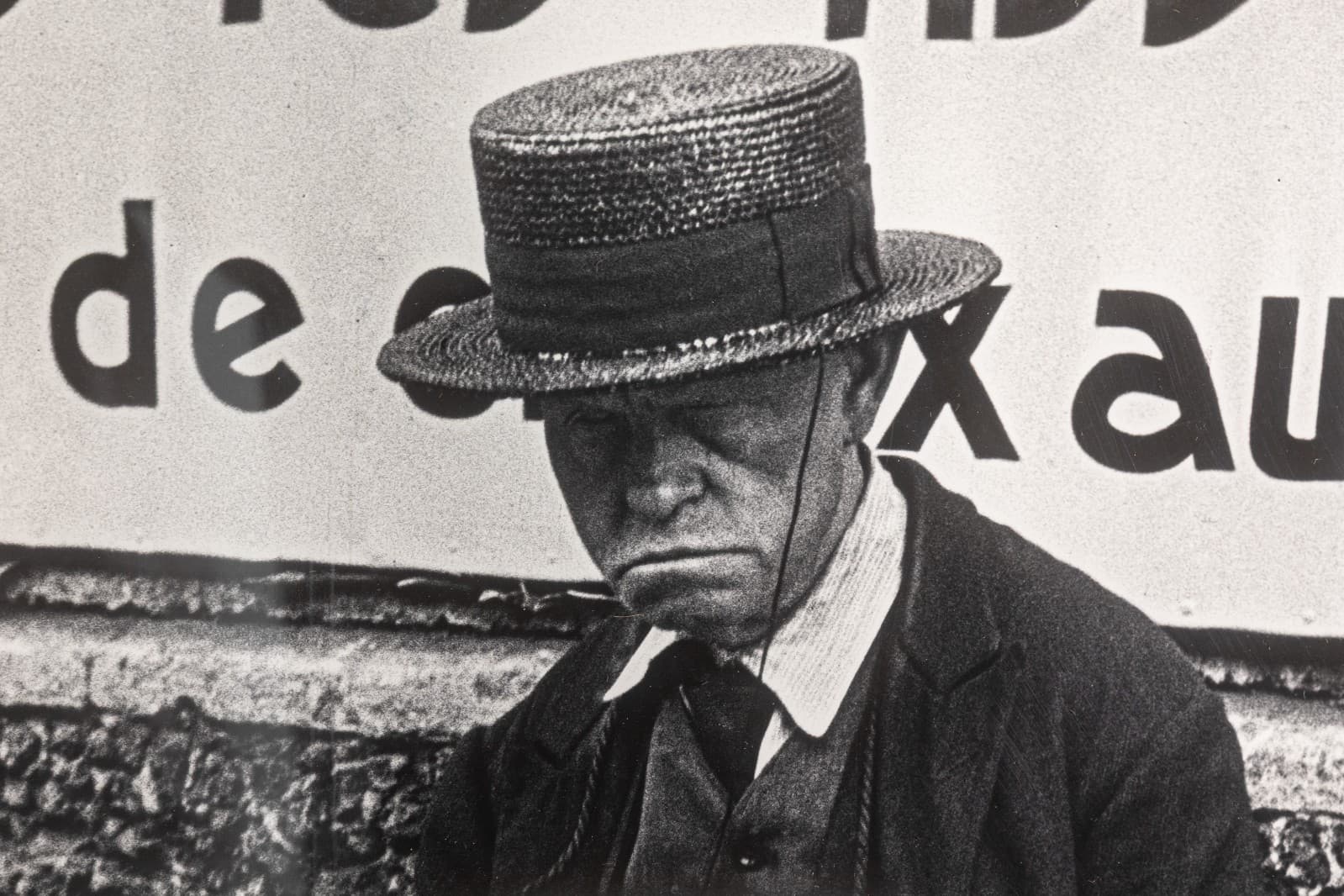 Lisette Model - Blind Man in Front of Billboard, 1933-38 Silver Gelatin Print - Thumbnail 3