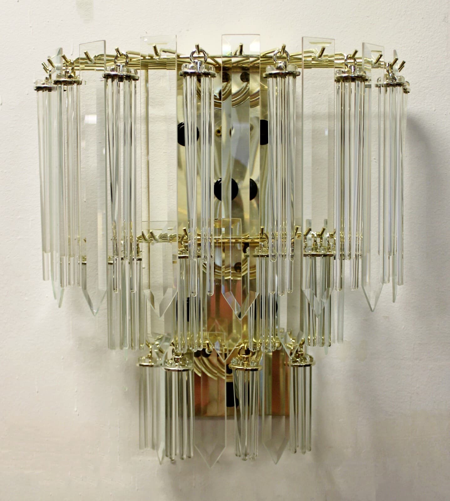 Mid Century Modern Italian Murano Brass and Glass Wall Sconce 1970s - Thumbnail 2