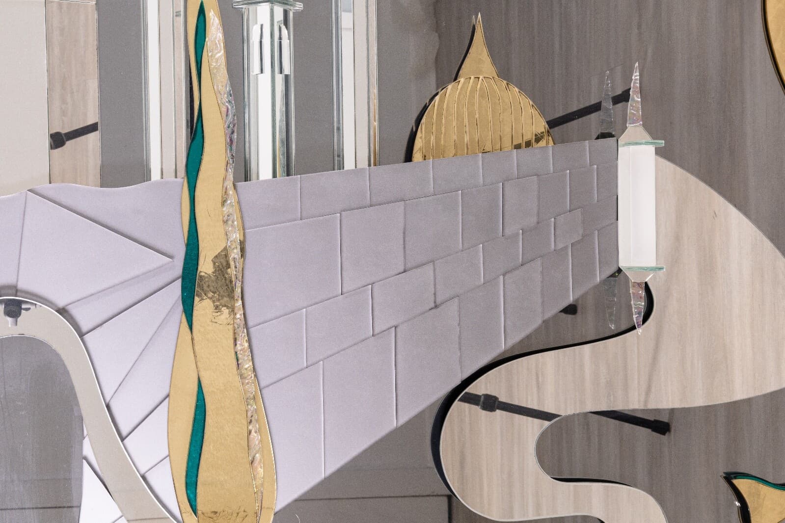 Harvard Reflections Fantasy Cityscape Contemporary Sculptural Mirror Art 80s - Thumbnail 5