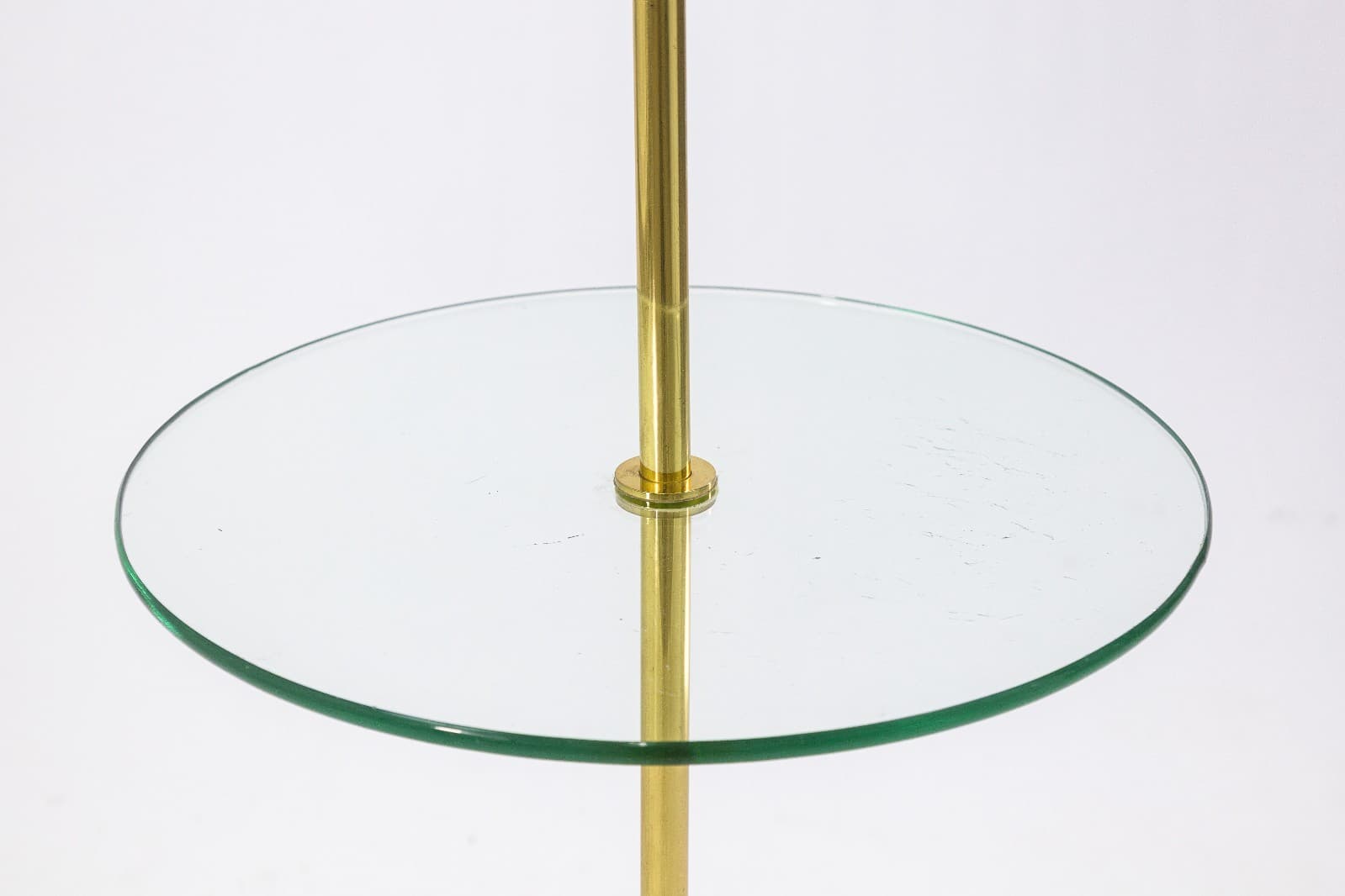 Vintage Laurel Lamp Company Brass and Round Glass Mid Century Modern Lamp Table - Thumbnail 5