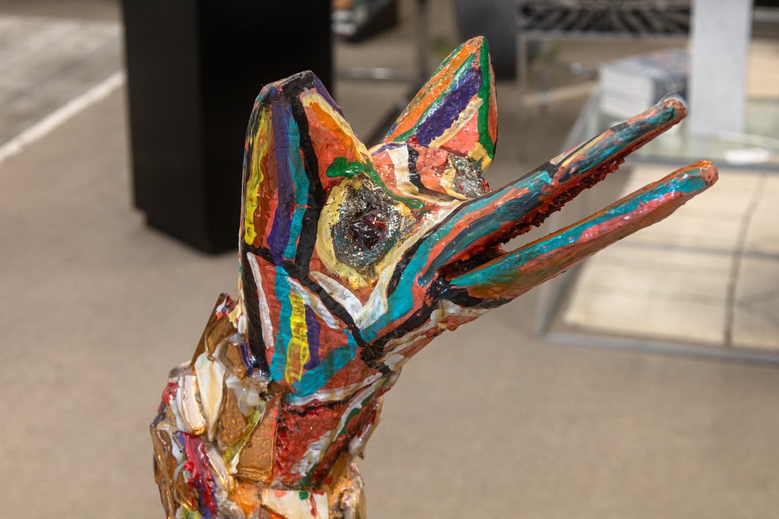 Willie Leroy Elliot Jr. - Wolf Bench, c. 1990 Mixed Media Mosaic Art Sculpture - Thumbnail 2