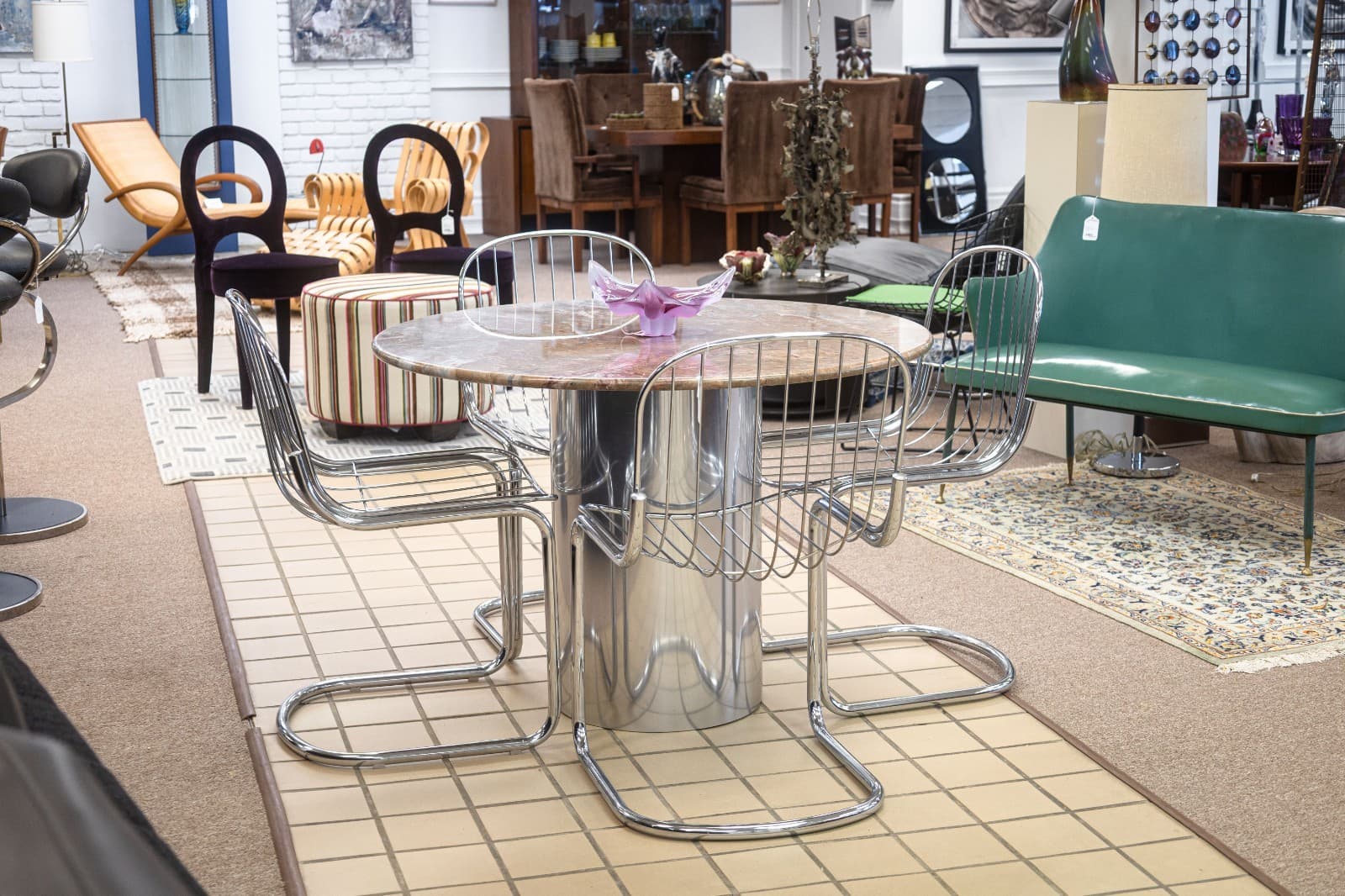 Vintage Postmodern Pedestal Chrome Base Round Marble Top Dinette Dining Table - Thumbnail 2