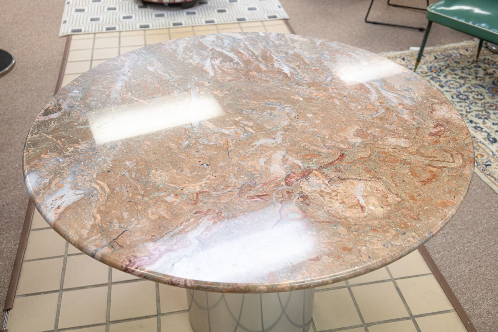 Vintage Postmodern Pedestal Chrome Base Round Marble Top Dinette Dining Table - Thumbnail 3