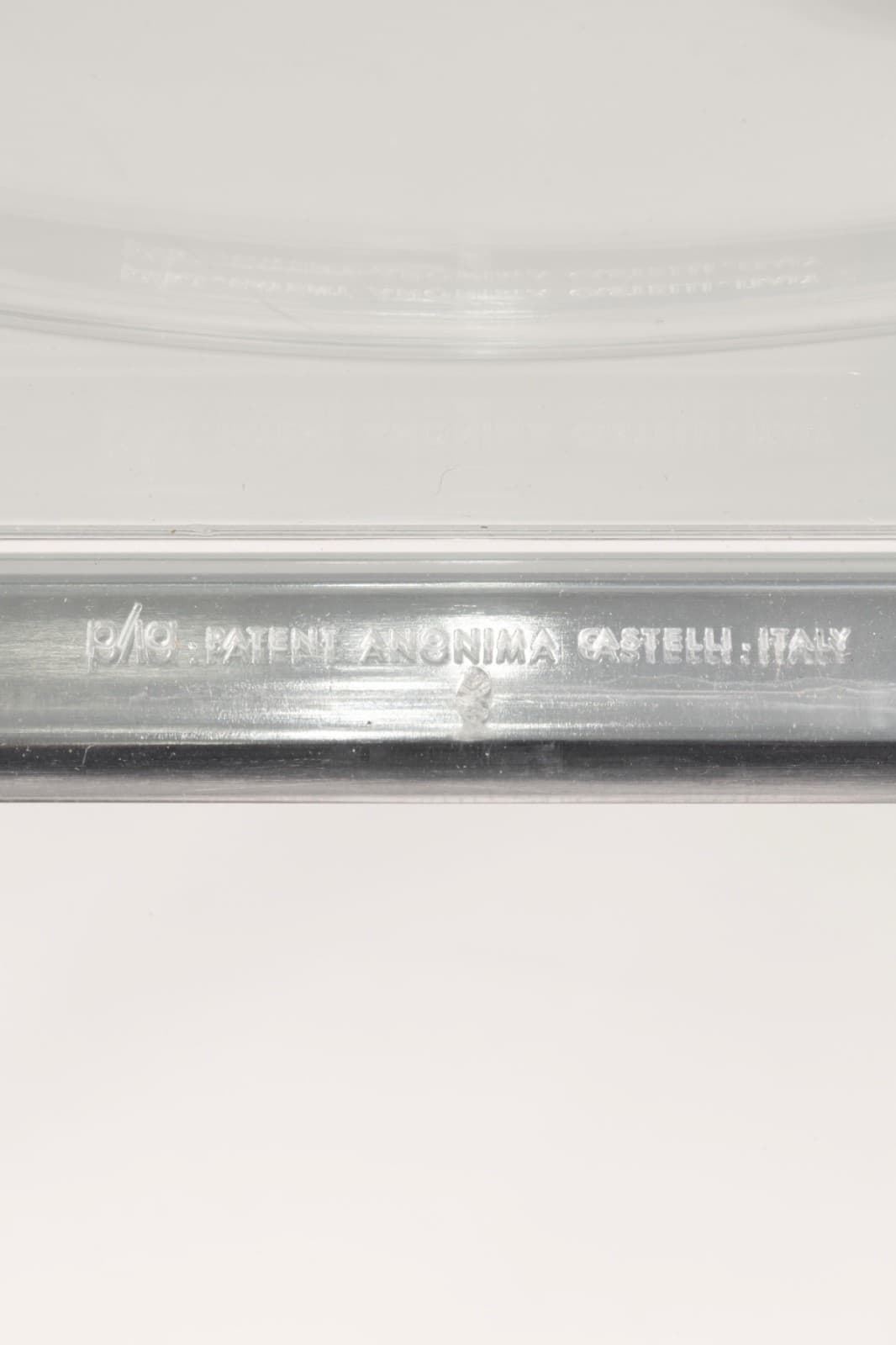 Set Of 4 Pila Folding Lucite Chairs By Piretti For Castelli With Original Box - Thumbnail 8