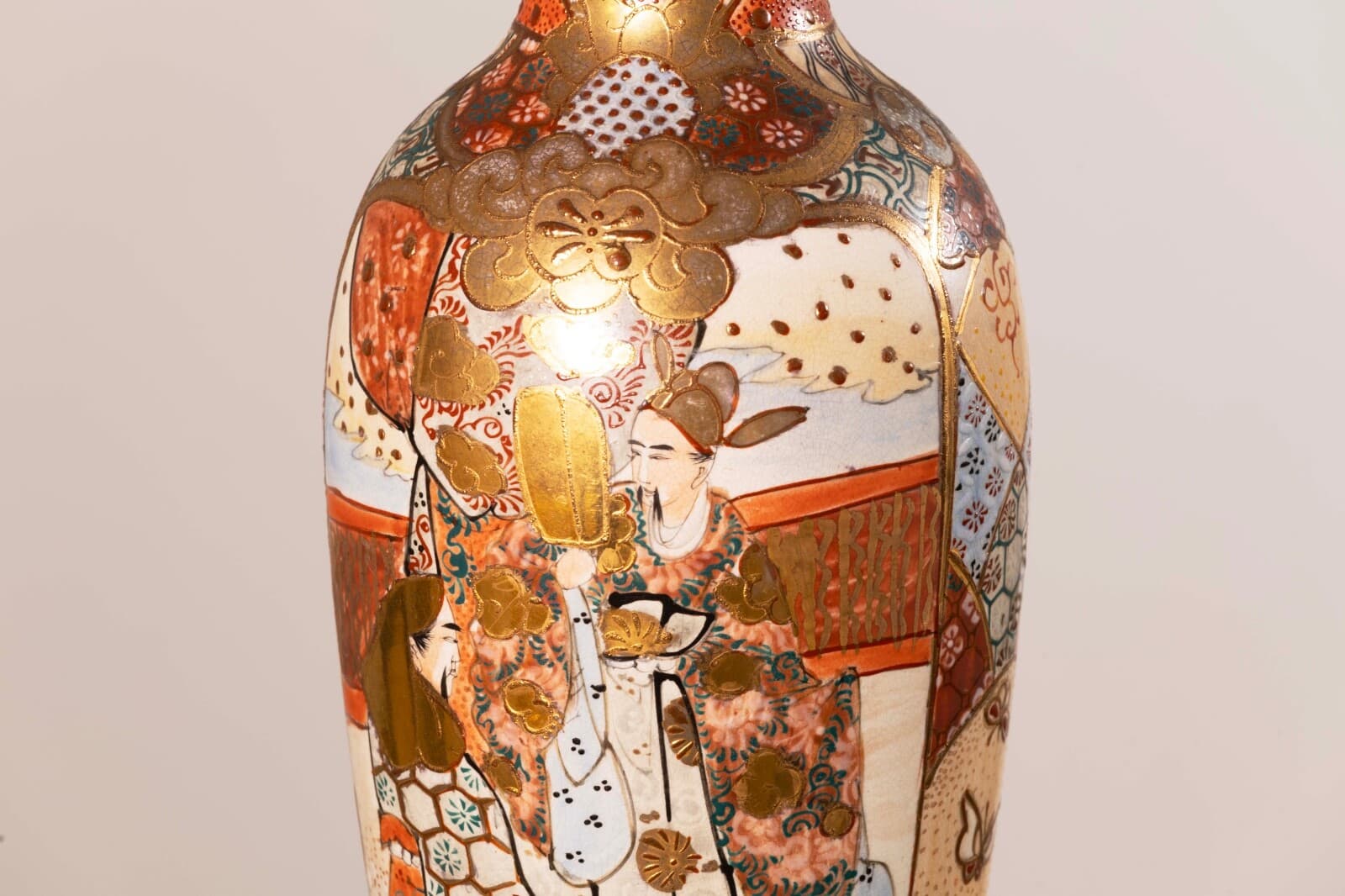 Antique Vintage Japanese Meiji Satsuma Earthenware Hand Painted Vase - Thumbnail 5