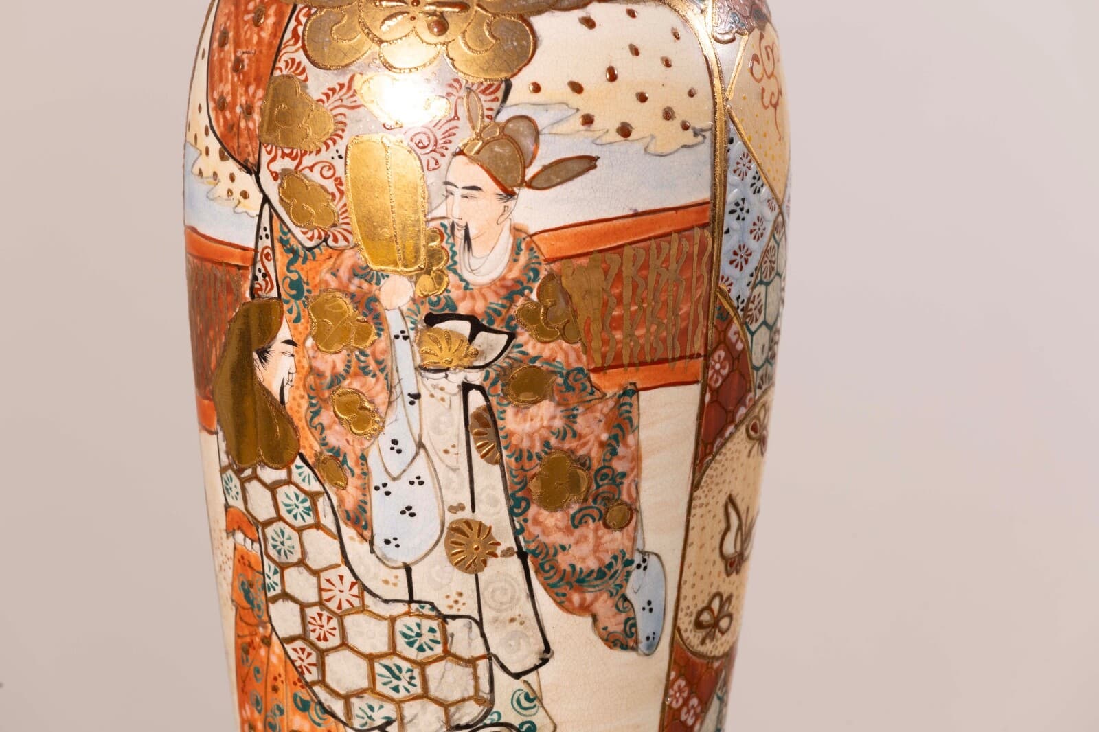 Antique Vintage Japanese Meiji Satsuma Earthenware Hand Painted Vase - Thumbnail 6