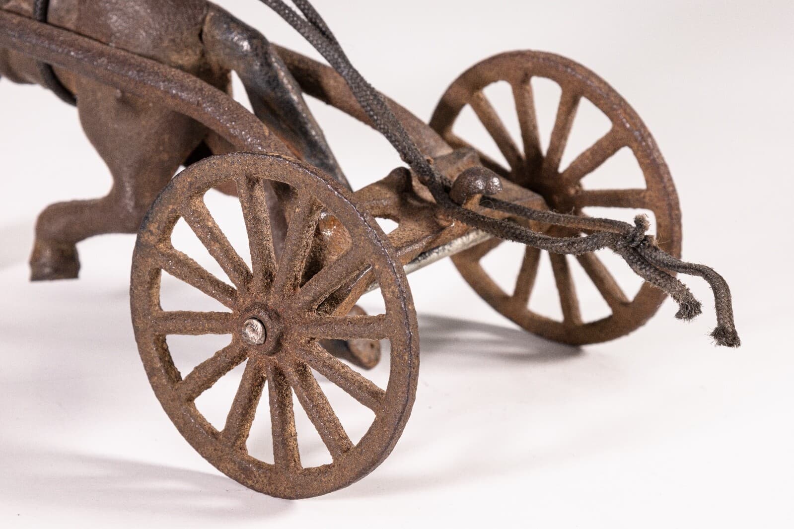Vintage Cast Iron Horse Drawn Cart America Antique Collectable Pull Toy 1920s - Thumbnail 5