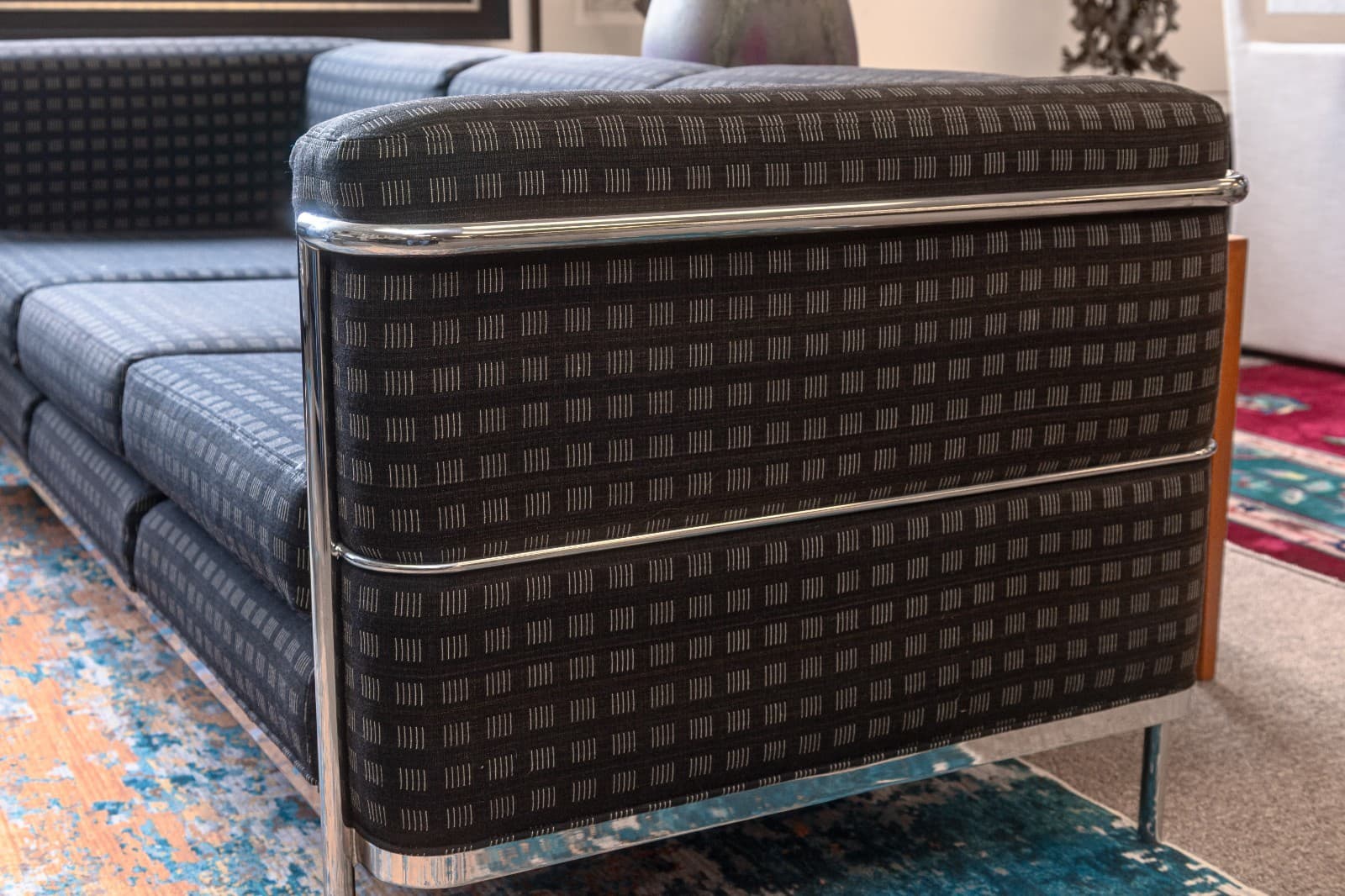 Pair of 1980s Jack Cartwright Corbusier LC2 Style Black Fabric & Chrome Sofas - Thumbnail 8