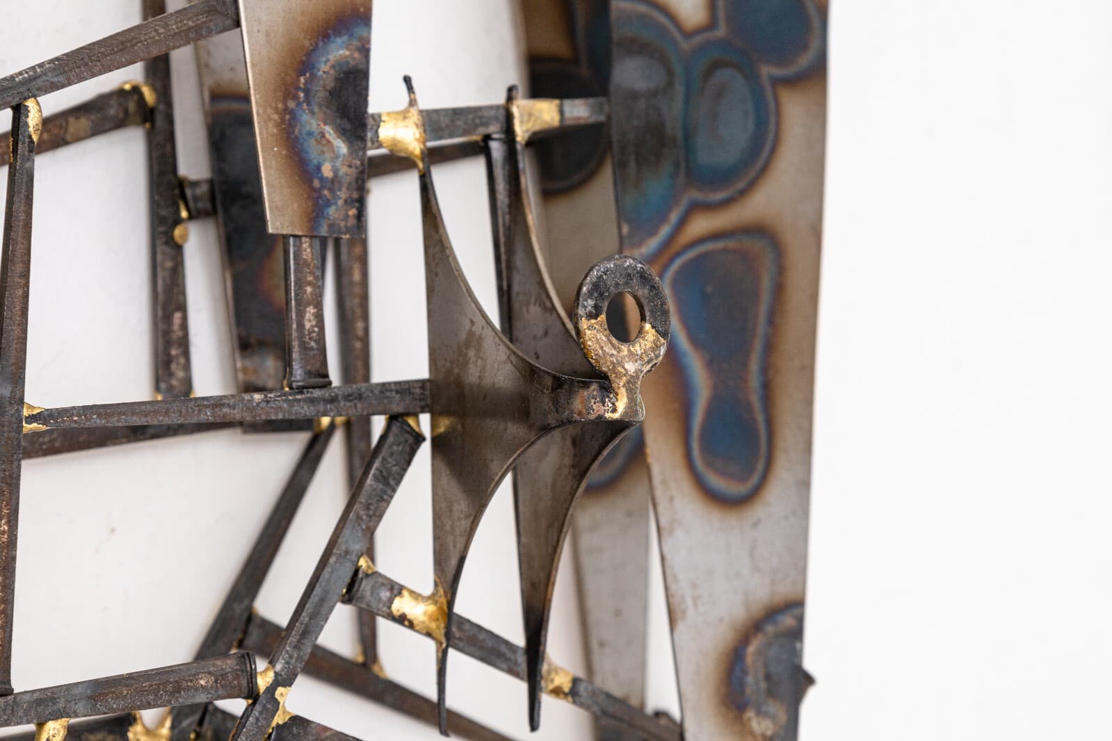 Marc Weinstein Creates Plutonic Brutalist Torch Cut Wall Sculpture - Thumbnail 8