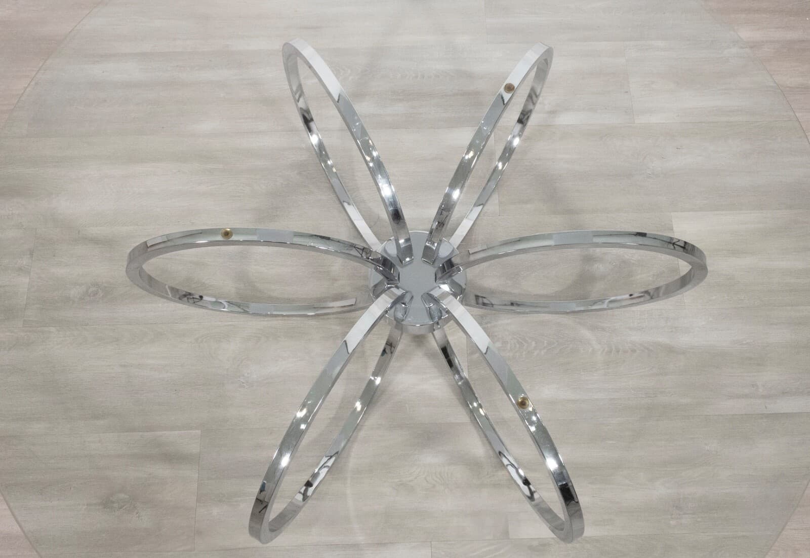 MidCentury Modern Chrome & Glass Coffee Table In The Style Of Milo Baughman - Thumbnail 4