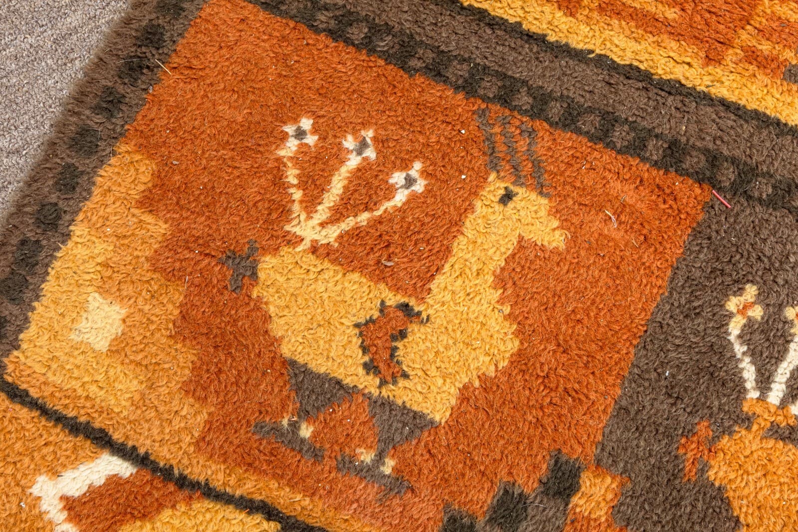 Mid Century Modern Aztec Style Vintage Brown and Orange Area Rug Fiber Carpet - Thumbnail 4