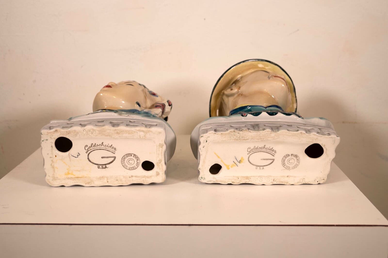 Goldscheider Pair of Japanese Hand Painted Porcelain Mid Century Modern Busts - Thumbnail 9