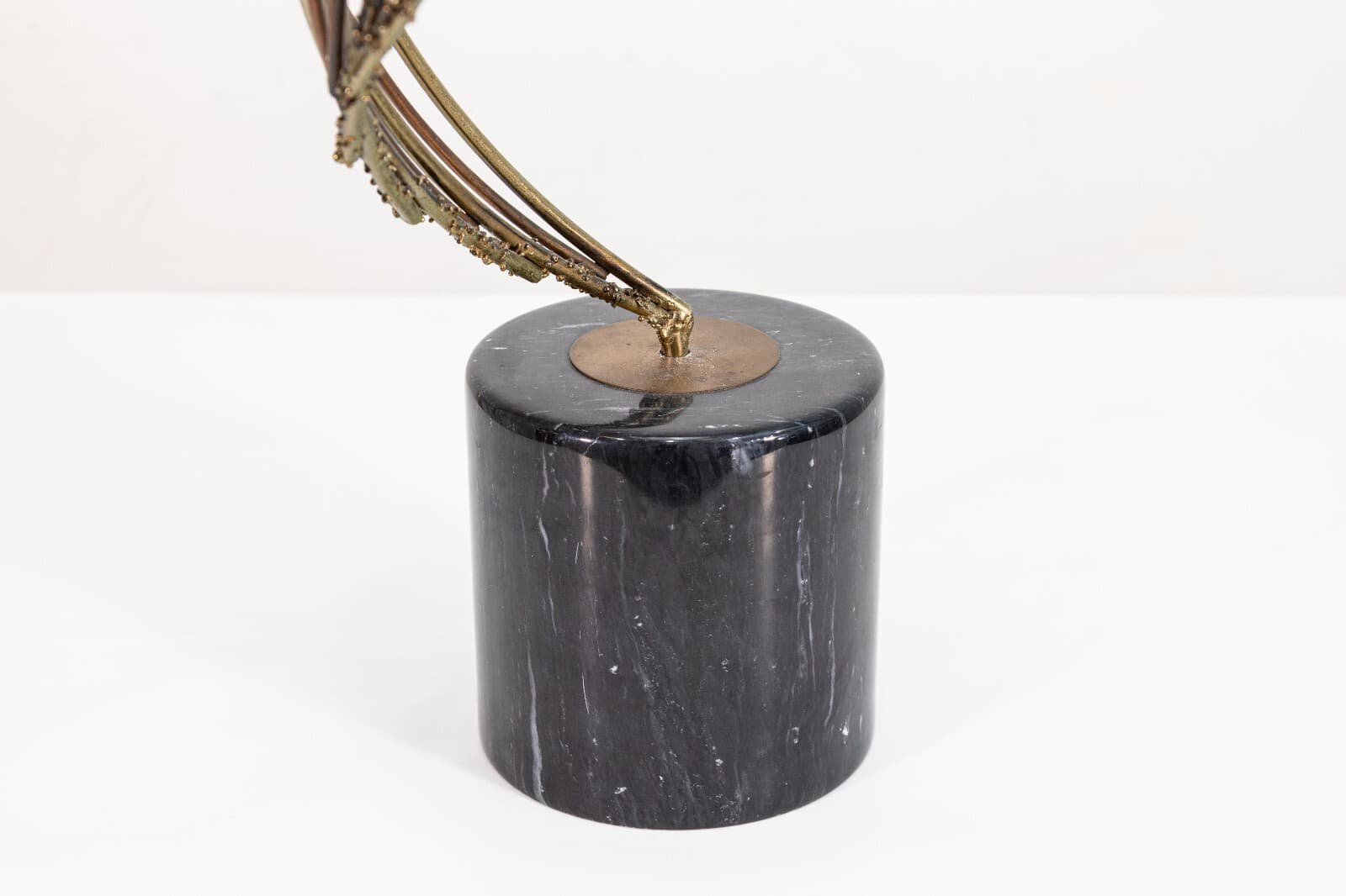 Curtis Jere Brass Spiral Brutalist Articulating Table Sculpture on Marble Base - Thumbnail 6