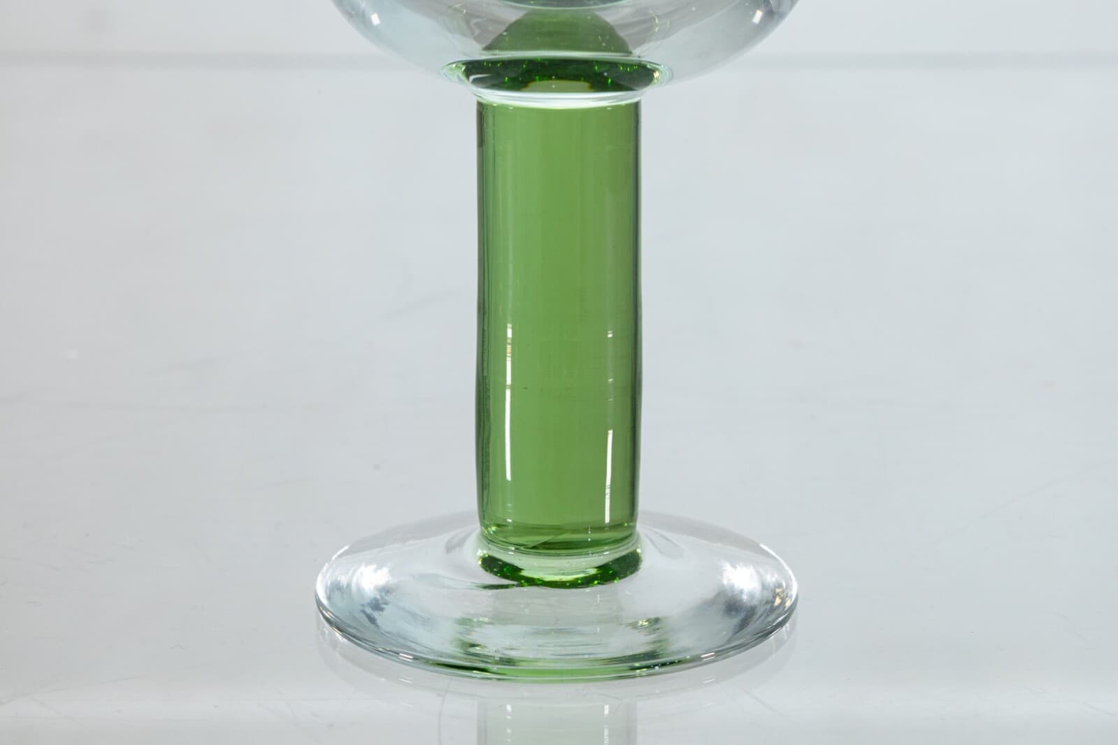 Sagaform Set of 16 Modernist Handblown Wine or Cocktail Glasses with Green Bases - Thumbnail 6