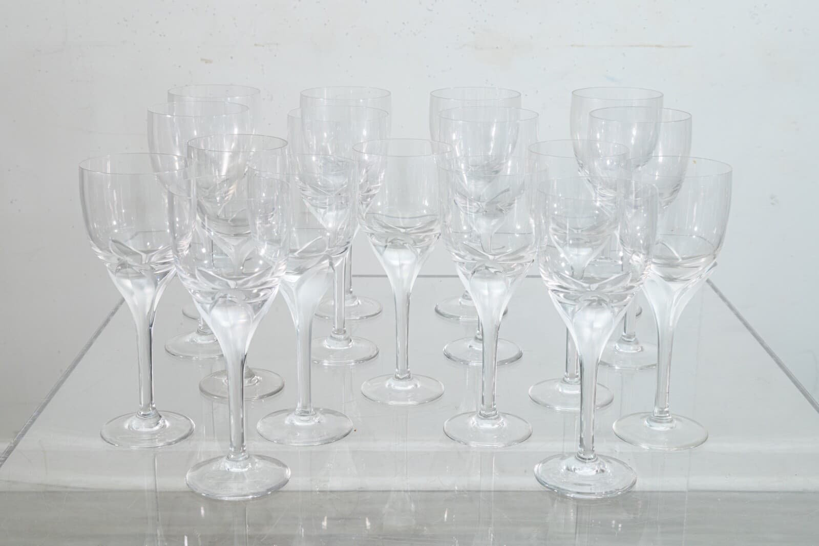 Rosenthal Iris Set of 17 Modernist Crystal Glass Wine Glasses - Thumbnail 2