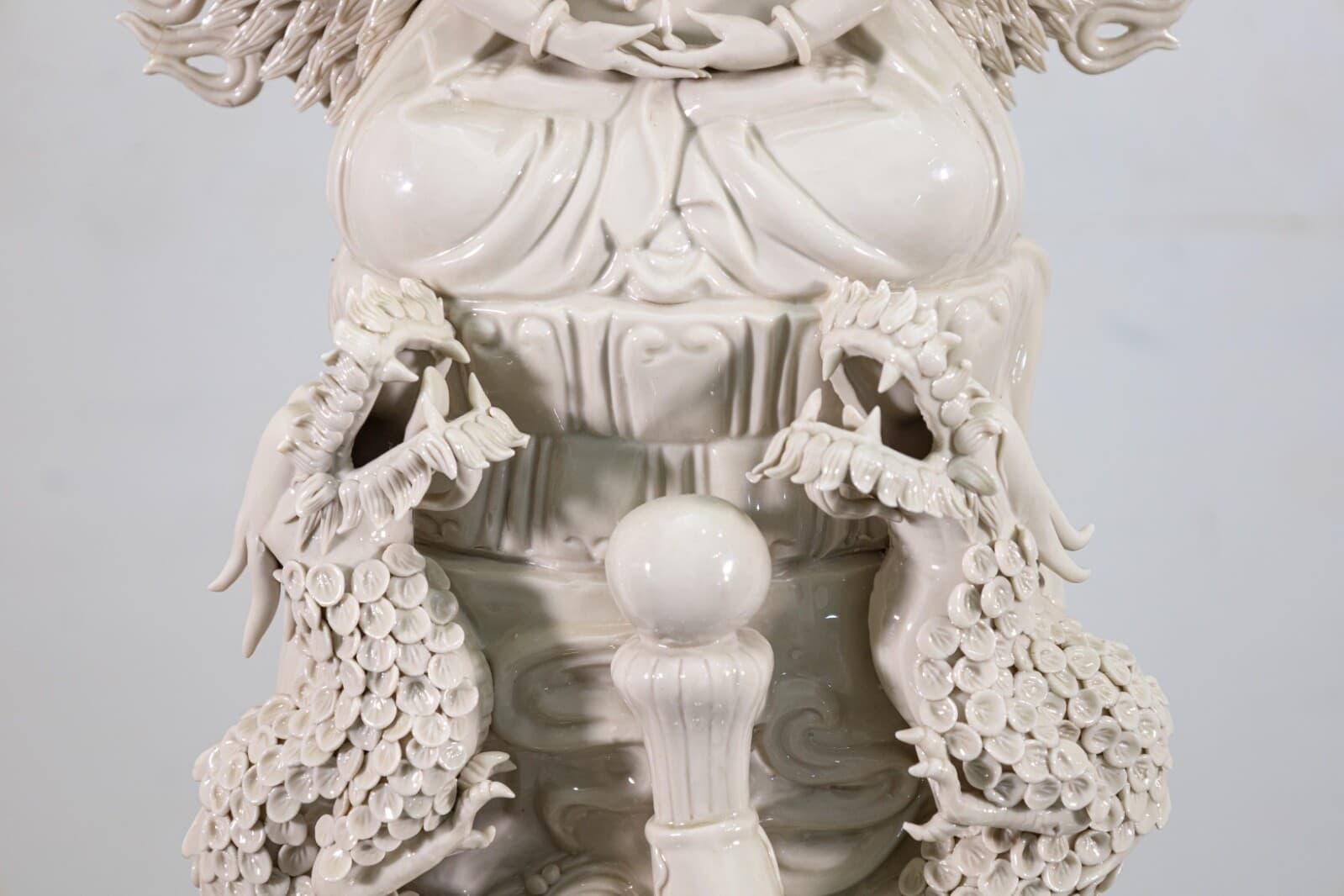 Vintage Asian Guanyin Bodhisattva Thousand-Arm Guan Yin Buddha Porcelain Statue - Thumbnail 4