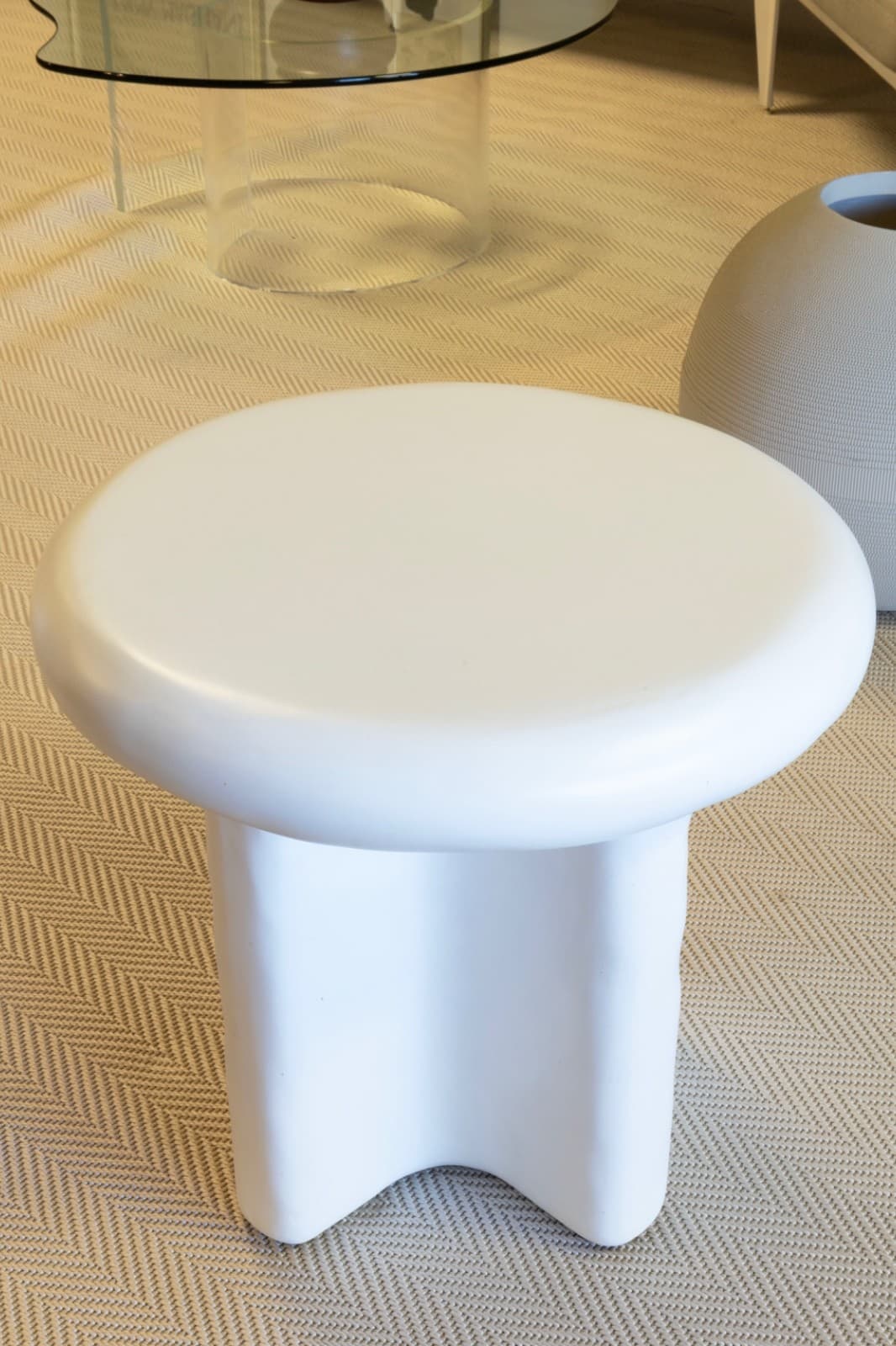 Pair Of Bodene Round Ivory Cast Resin Side Tables By Vuue - Thumbnail 5