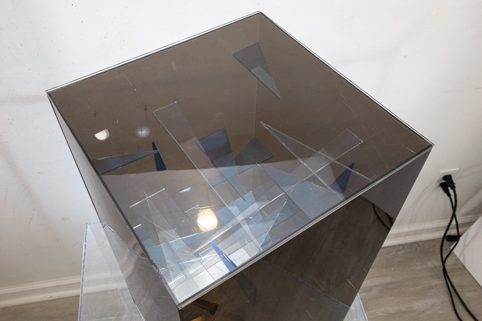 Vintage Lucite Acrylic Postmodern Table Pedestal Sculpture - Thumbnail 2