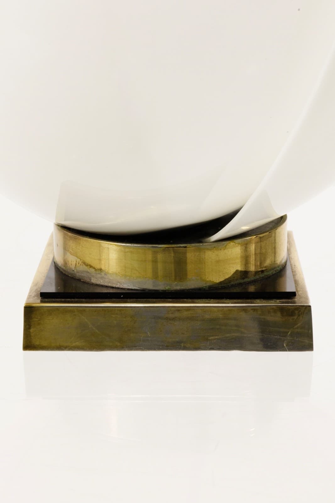 Roger Rougier 1970s Acrylic Floriform Blooming Tulip Table Lamp - Thumbnail 3