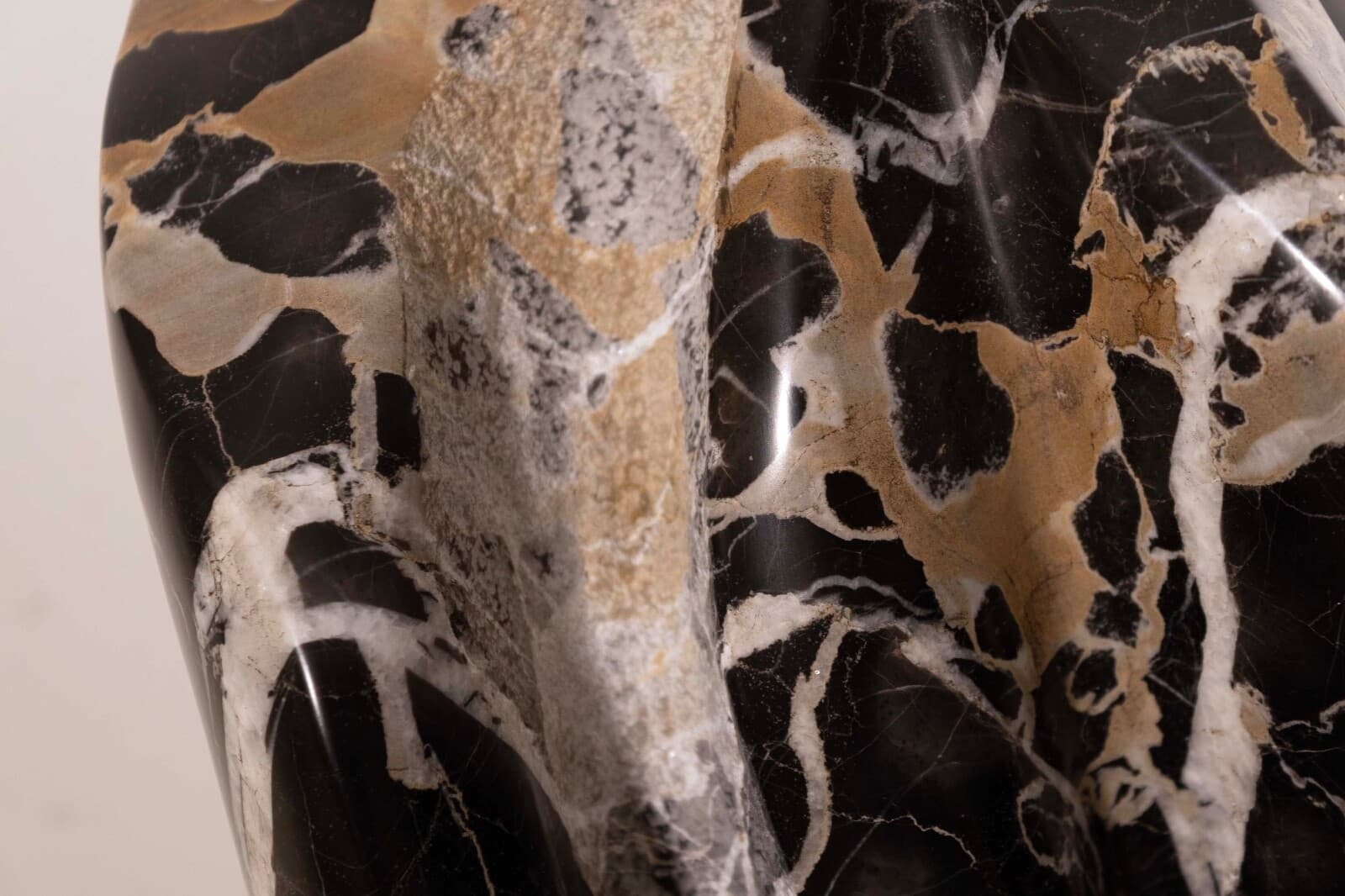 Contemporary Black Marble Abstract Figurative Sculpture on Base Signed Lora Ross - Thumbnail 8