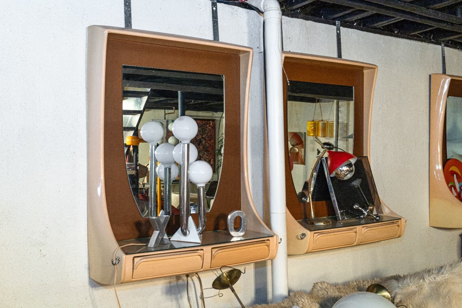 Set of 8 Vintage Retro Space Age Hair Salon Mirror Units in Lime Green & Taupe - Thumbnail 13