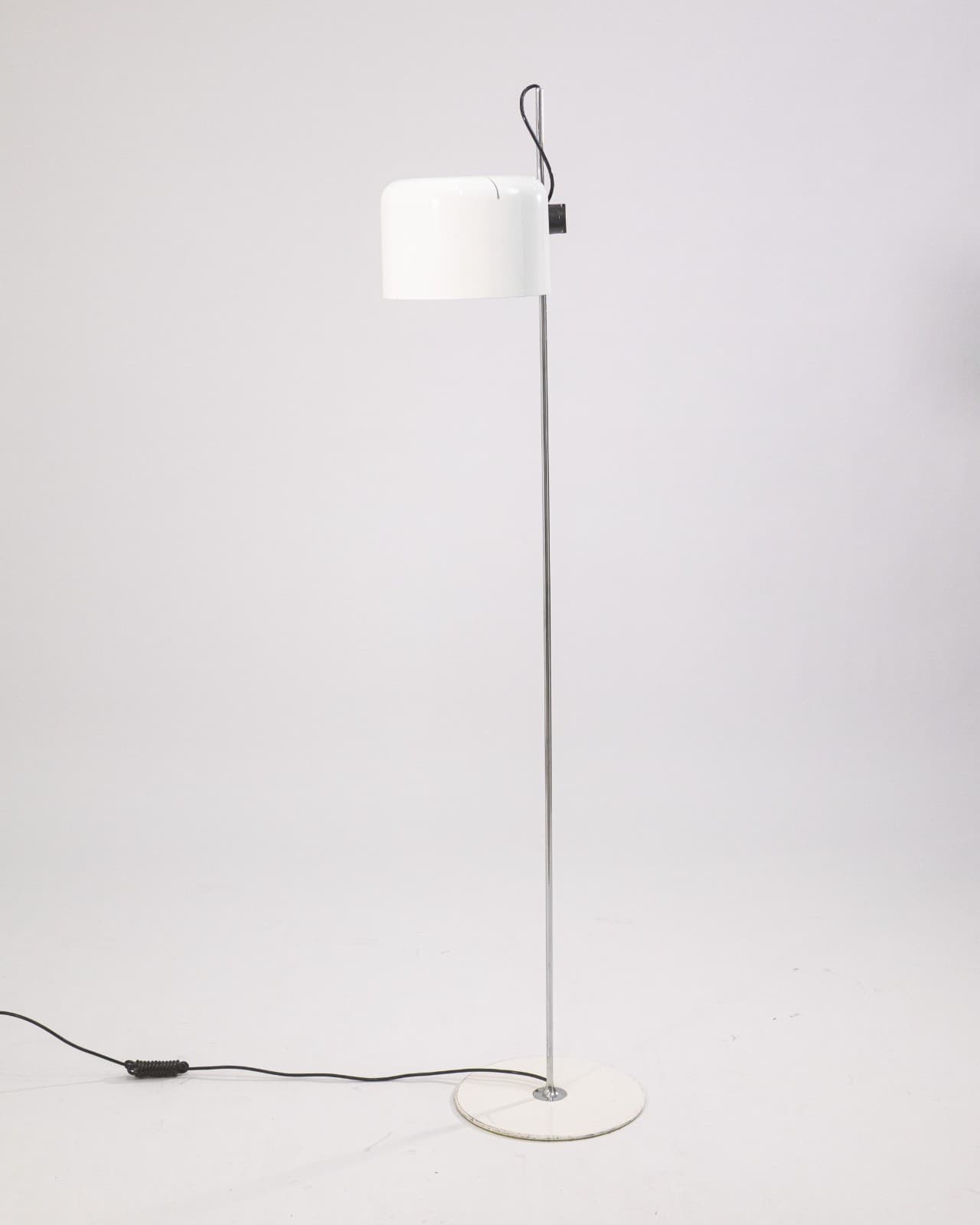 1960s Joe Colombo for Oluce Coupe 3321 Vintage Mid-Century Italian Floor Lamp - Thumbnail 2