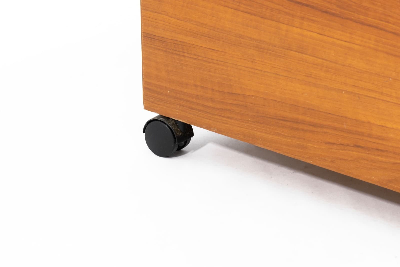 Mid Century Modern Danish Rolling Blanket Storage Chest - Thumbnail 7