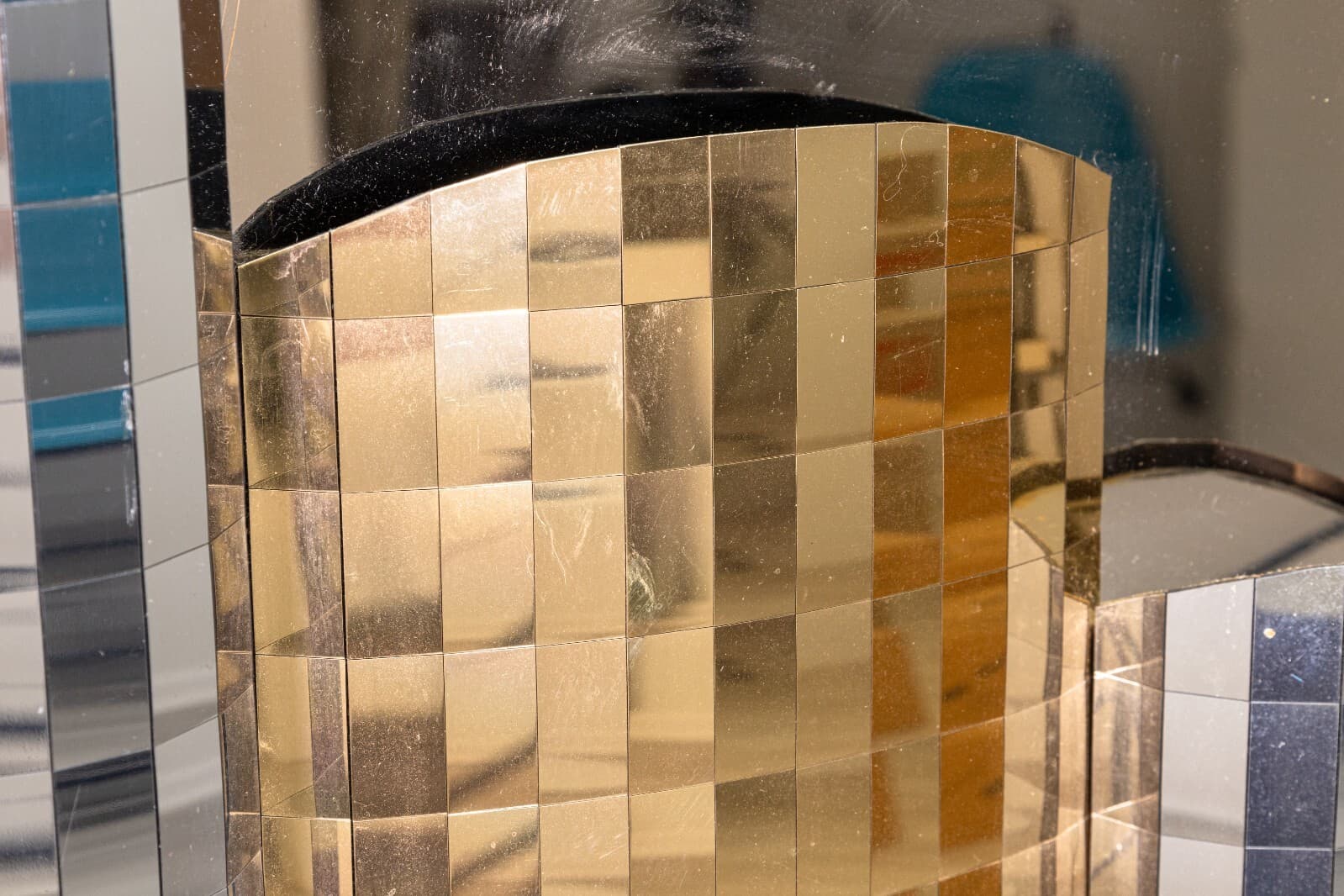 1980s Gold and Silver Acrylic Cityscape Skyline Glass Mirror Wall Sculpture - Thumbnail 5