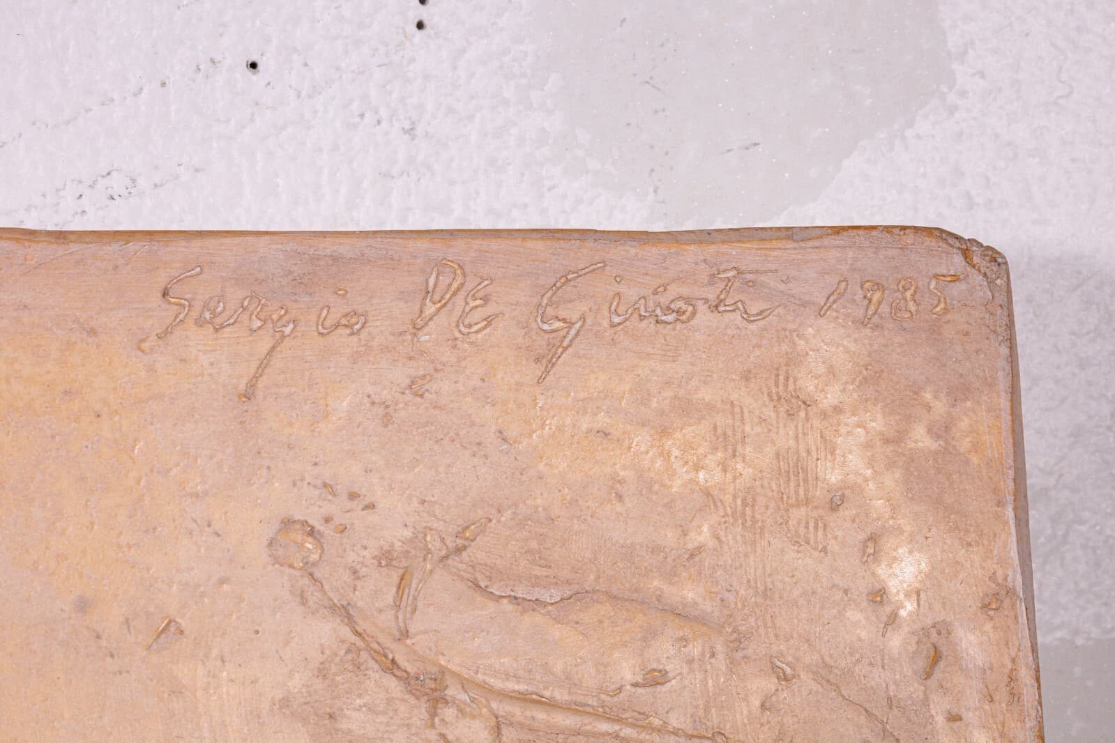 Sergio de Giusti Signed Bas Relief Figurative Religious Ceramic Sculpture 1985 - Thumbnail 8