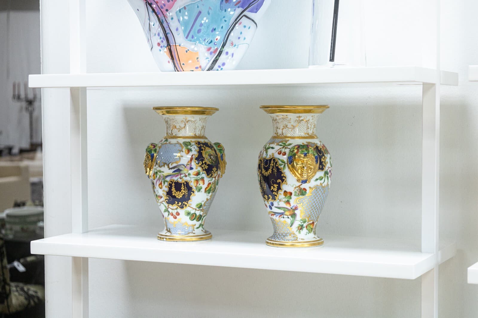 Pair of Antique 19th Century Hand Painted Floral White Porcelain Ceramic Vases - Thumbnail 4