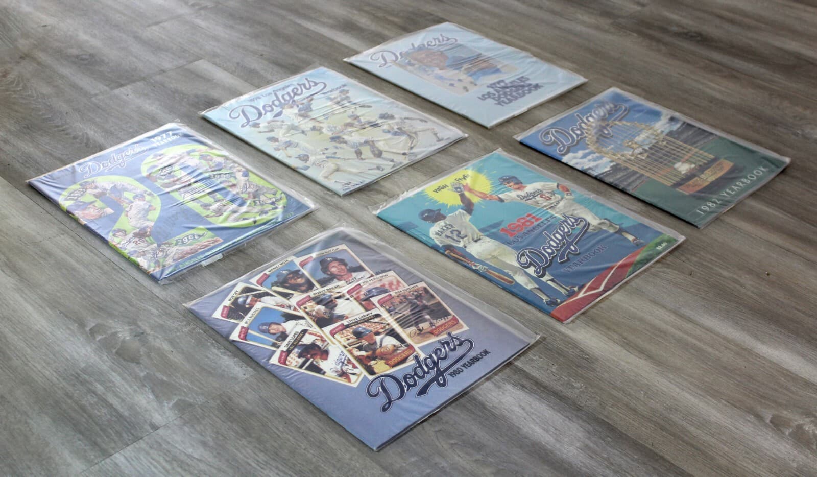 Set of 6 LA Dodgers Souvenir Yearbooks 1977-1982 - Thumbnail 2