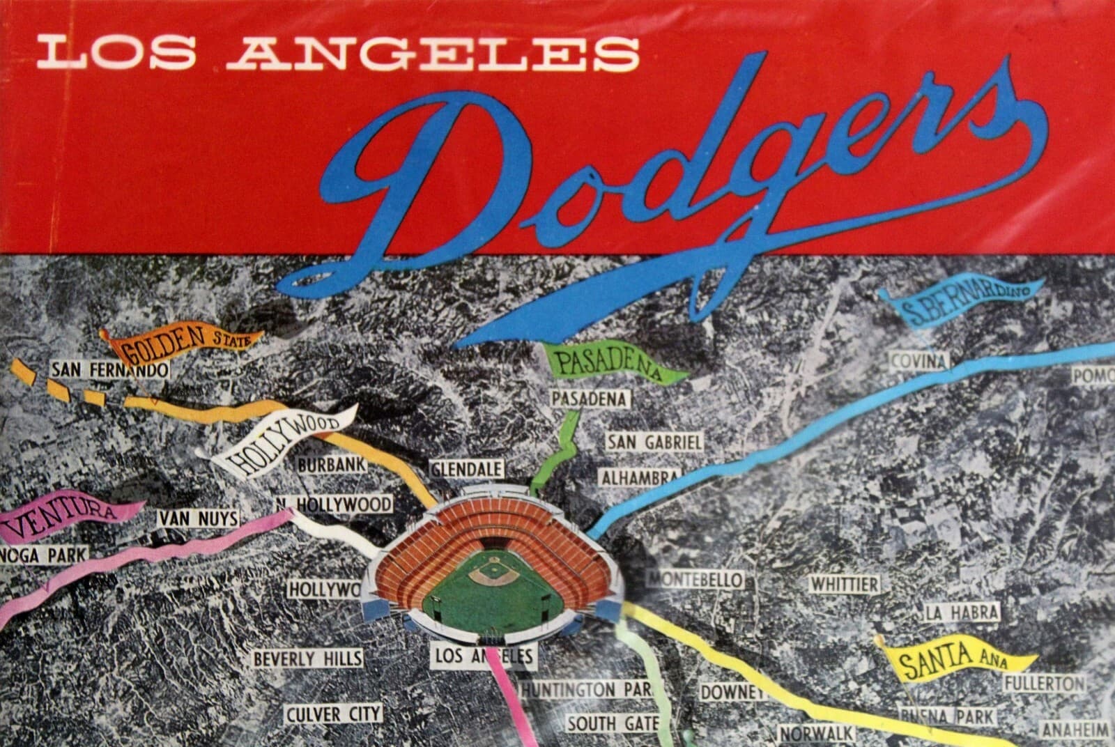 LA Dodgers 1962 Souvenir Yearbooks Signed Duke Snider - Thumbnail 2