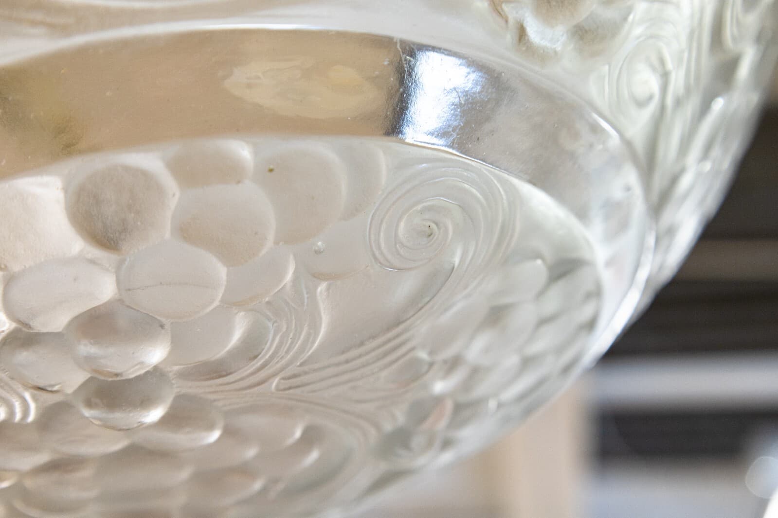 René Lalique Signed Art Deco St Vincent Frosted Crystal Pendant Light Fixture - Thumbnail 8