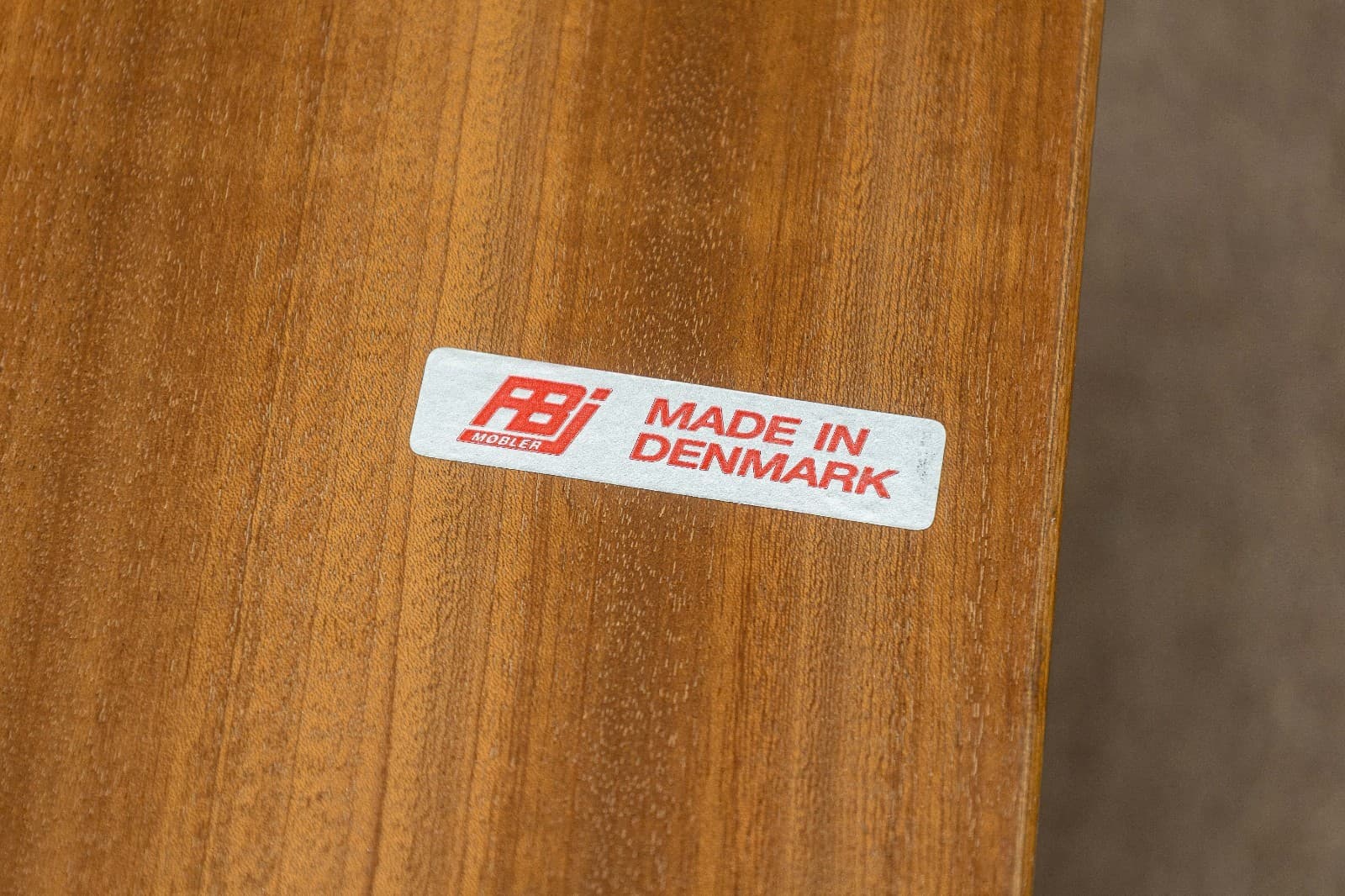 Vintage 1970s Danish FBJ Mobler Teak Side Table w Fabric Magazine Rack & Casters - Thumbnail 7