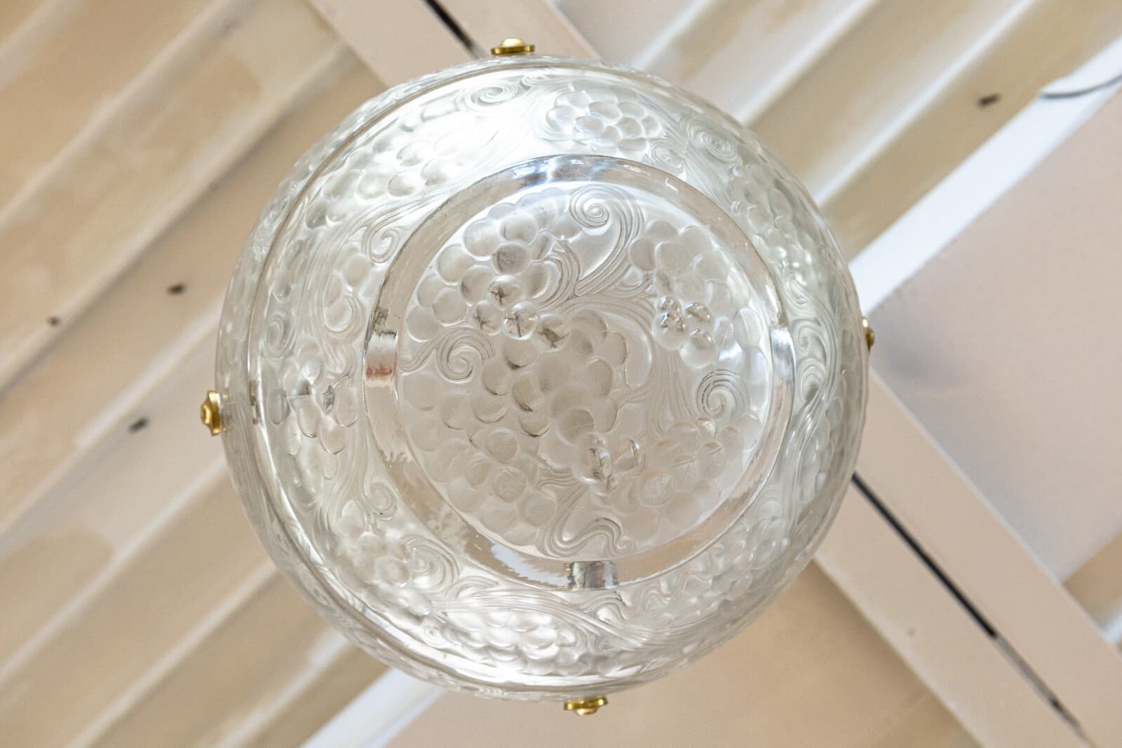 René Lalique Signed Art Deco St Vincent Frosted Crystal Pendant Light Fixture - Thumbnail 6