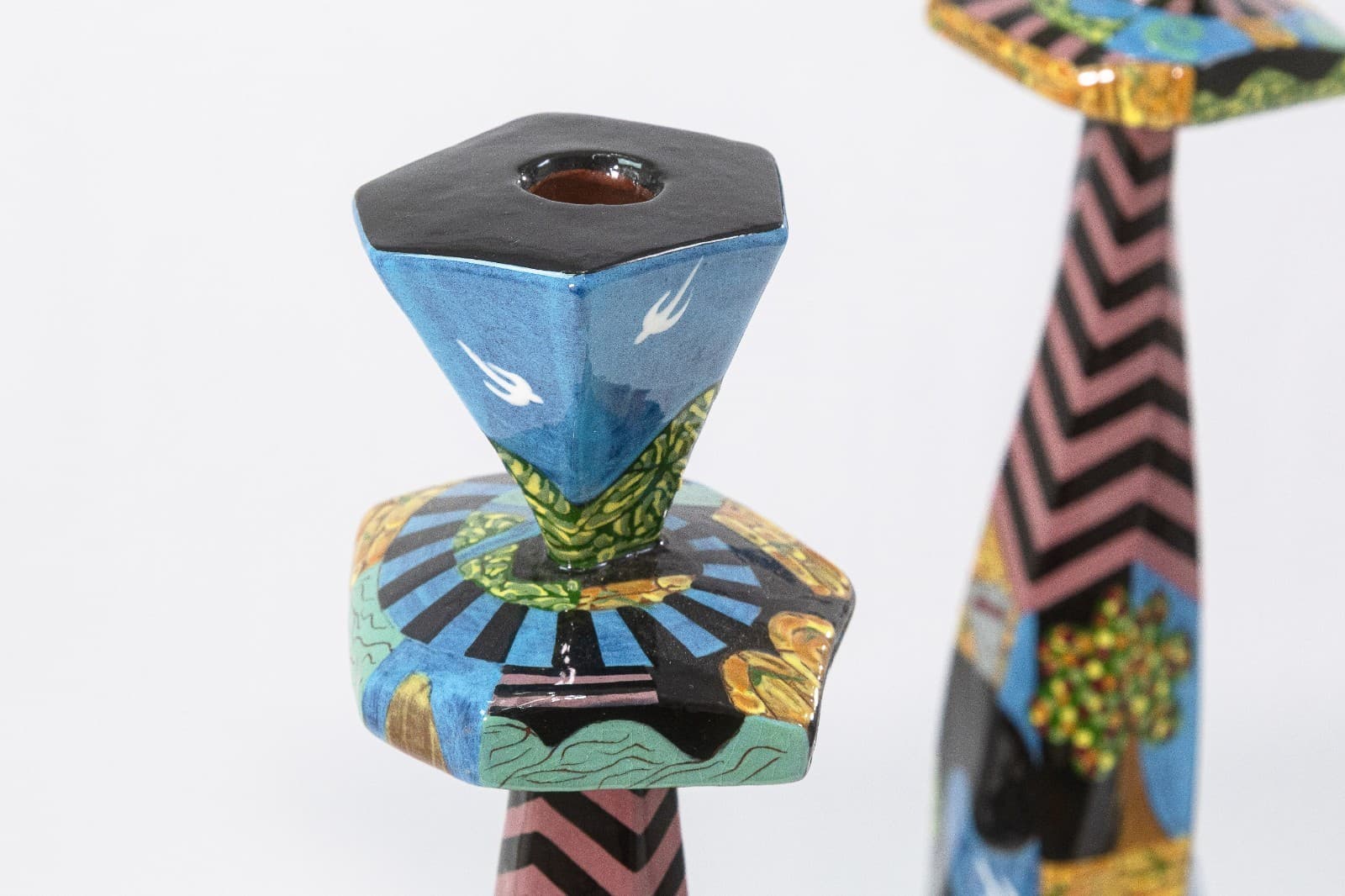 Robert Lipnick Candlestick Holders 1994 Signed Hand Painted Pottery Postmodern - Thumbnail 3