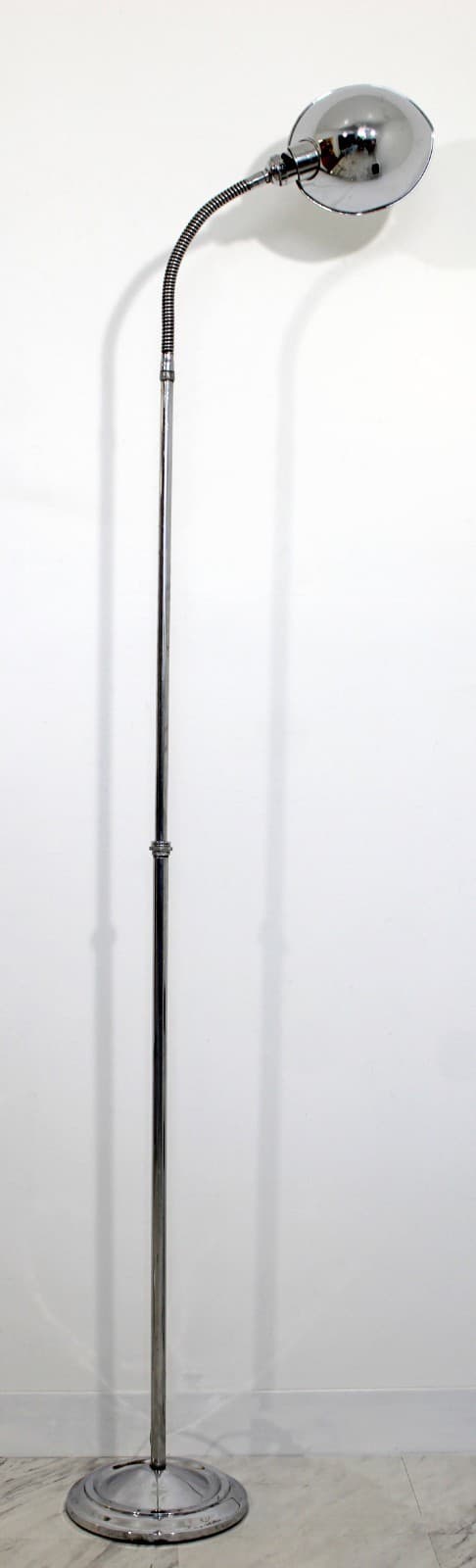 Mid Century Modern Faris Aluminum Adjustable Head Floor Lamp 1970s Sonneman Era - Thumbnail 3