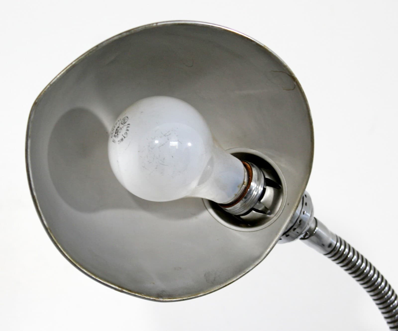 Mid Century Modern Faris Aluminum Adjustable Head Floor Lamp 1970s Sonneman Era - Thumbnail 6