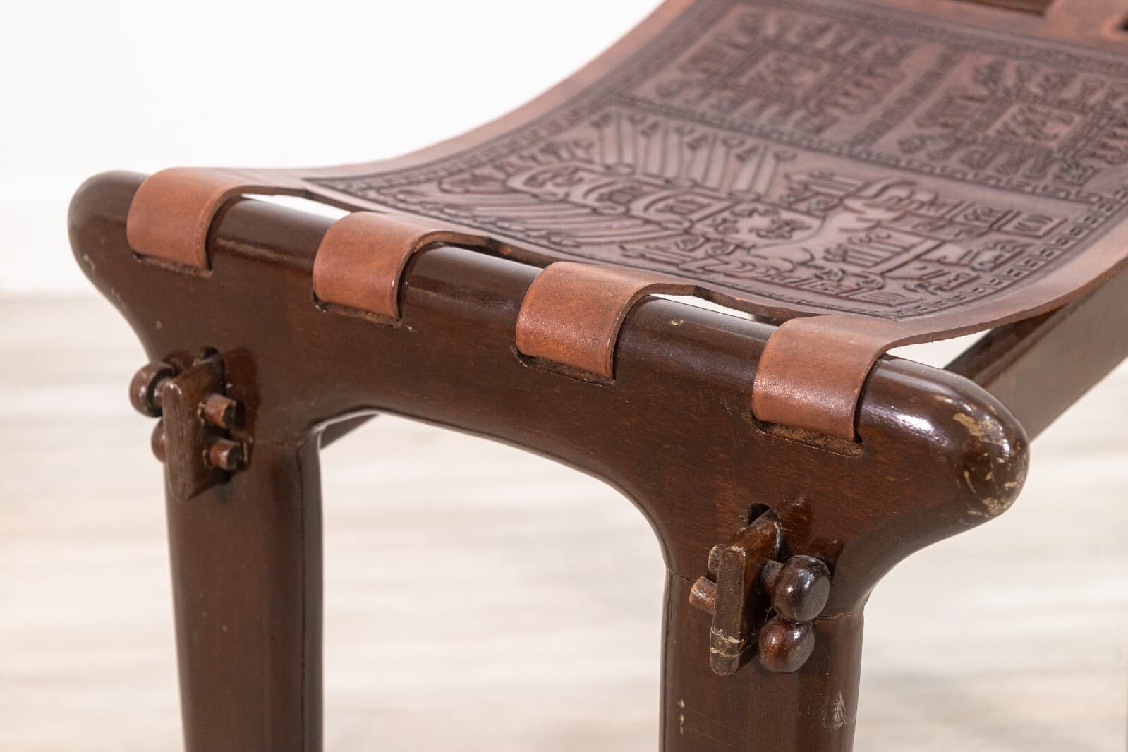 Handmade Ottoman with Embossed Leather Seat by Angel Pazmino from Ecuador - Thumbnail 4
