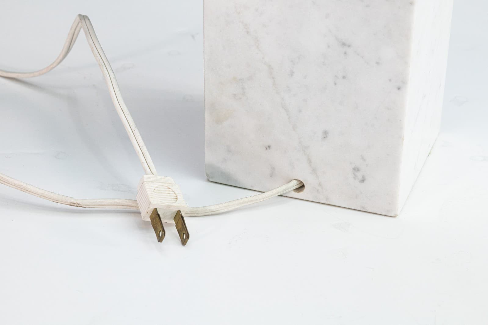Pair of Nessen Style White Marble and Chrome Table Lamps - Thumbnail 9