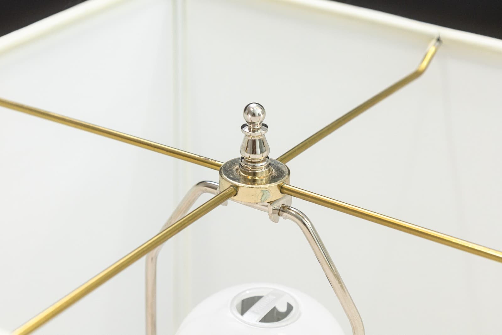 Pair of Nessen Style White Marble and Chrome Table Lamps - Thumbnail 4