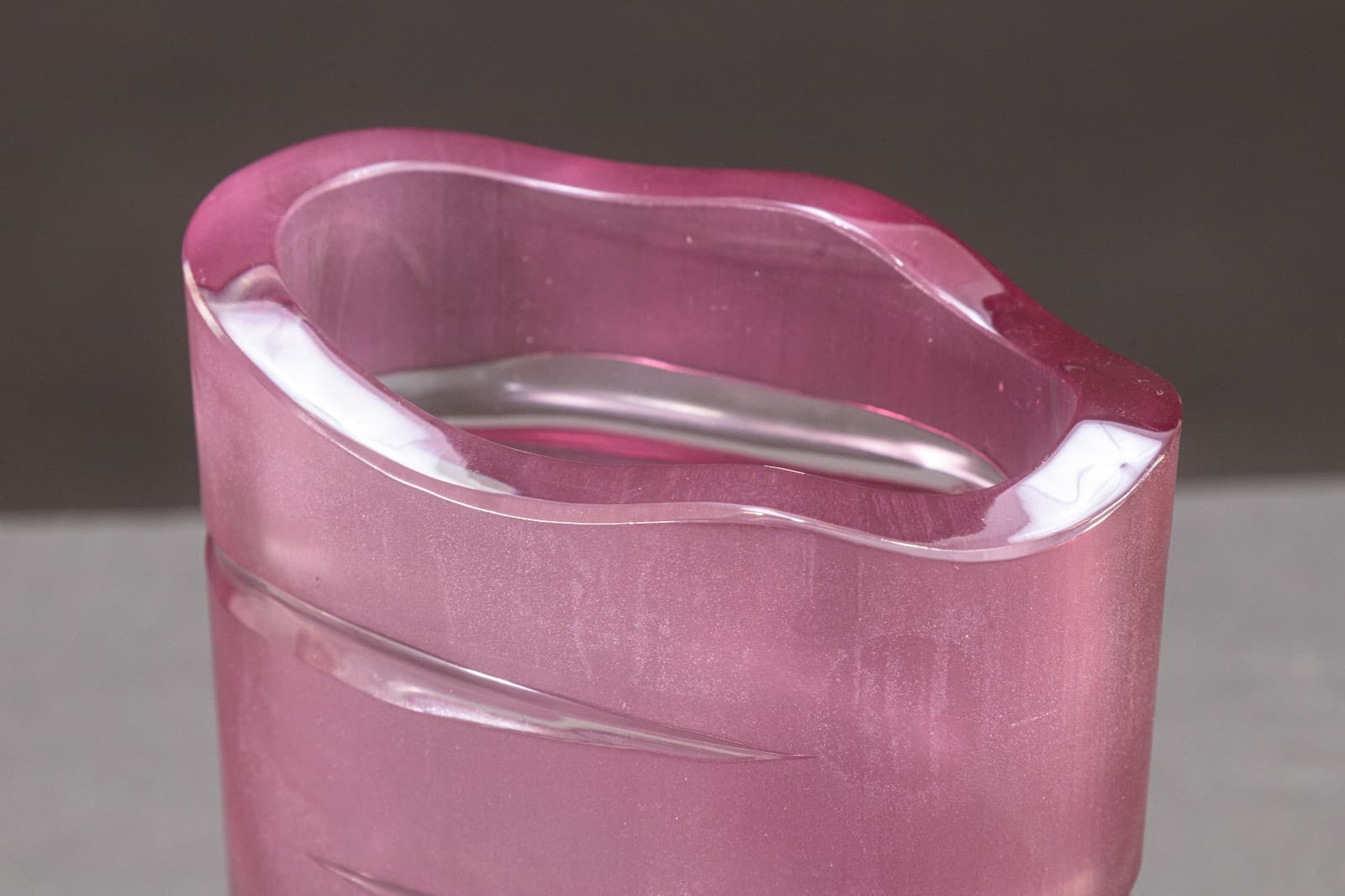 Moser Studio Cut Glass Seld Purple Pink Vase Numbered 93/100 Decorative Vase - Thumbnail 2